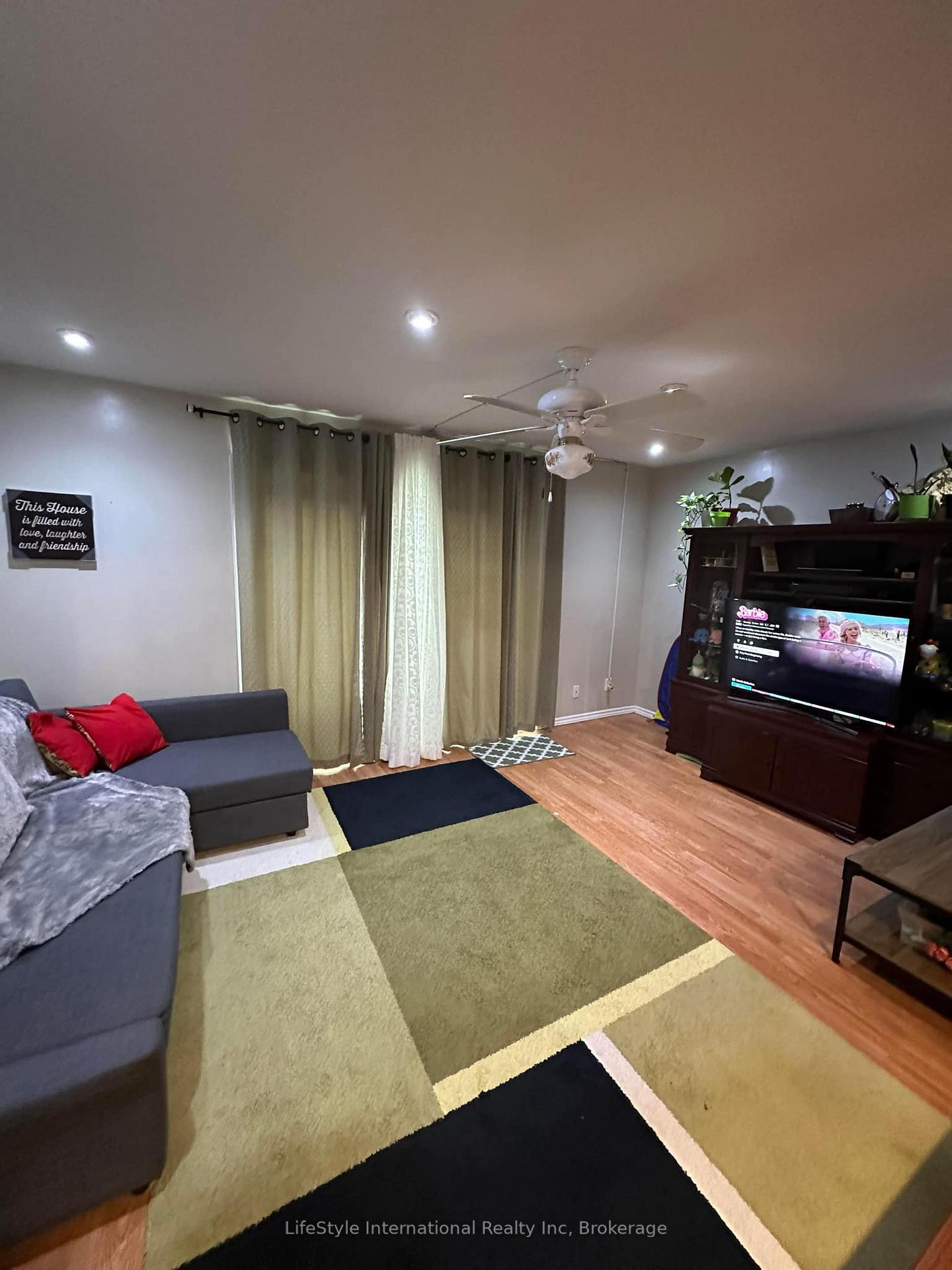 Photo 7 of Unit 4, 5982 Dunn Street, Niagara Falls, Arad/Fallsview — HOMEH