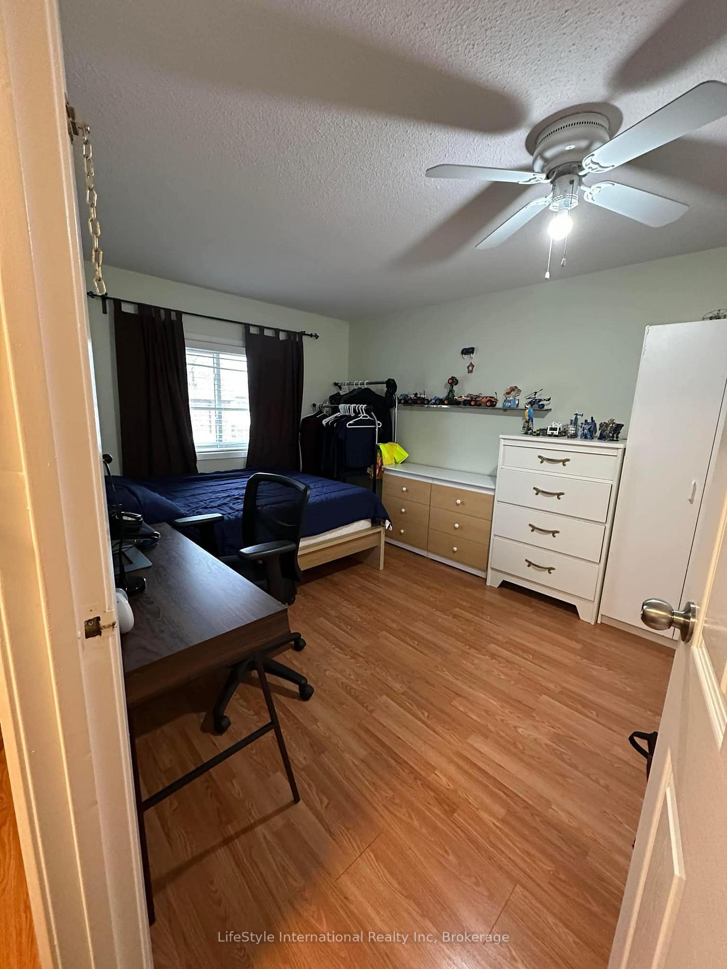 Photo 9 of Unit 4, 5982 Dunn Street, Niagara Falls, Arad/Fallsview — HOMEH