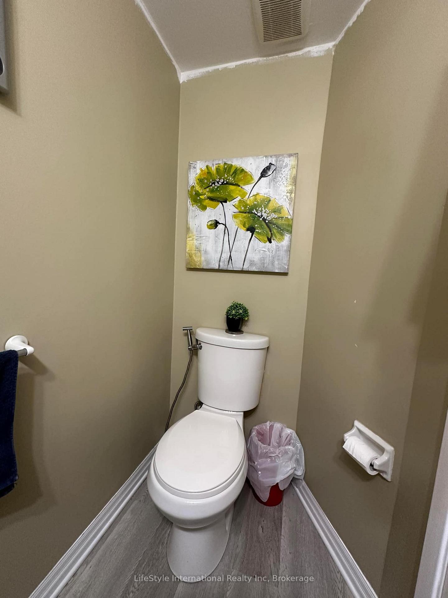 Photo 30 of Unit 4, 5982 Dunn Street, Niagara Falls, Arad/Fallsview — HOMEH