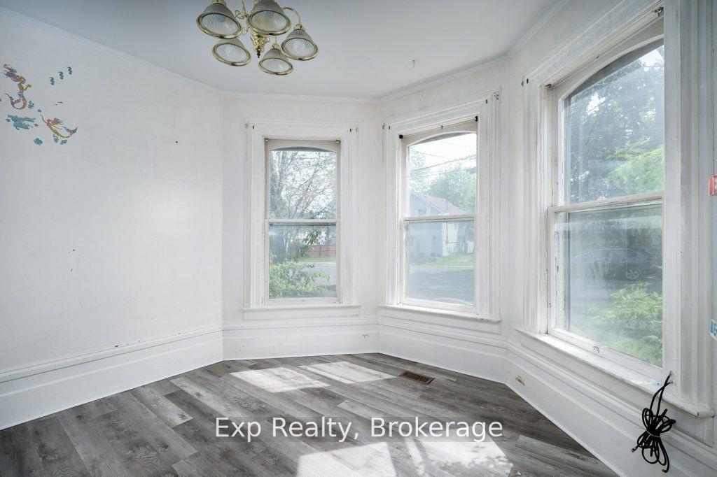 Photo 5 of 127 Green Street, Deseronto, Deseronto (Town) — HOMEH