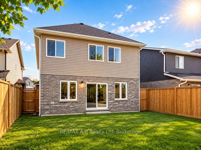 Photo 6 of 45 Robertson Drive, Stratford — HOMEH