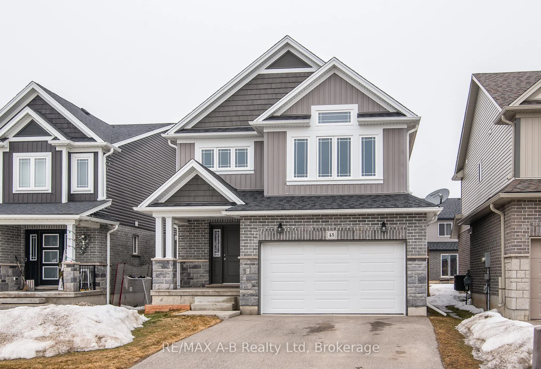Photo 2 of 45 Robertson Drive, Stratford — HOMEH