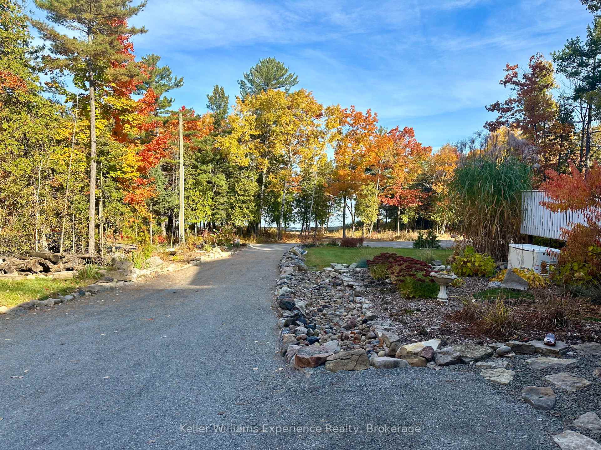 Photo 18 of Unit Lower Level, 107 Grandview Road, Tay, Rural Tay — HOMEH