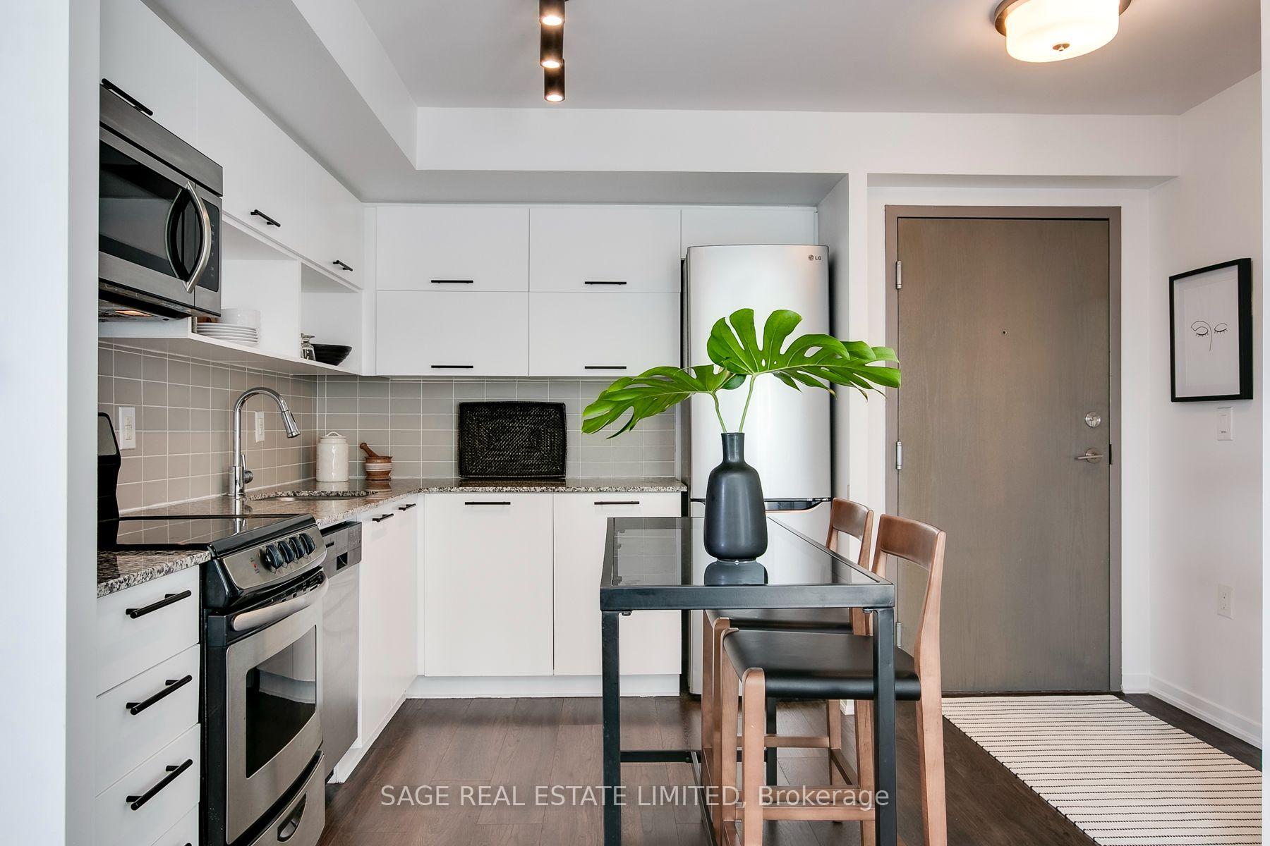 Photo 2 of Unit 1208W, 36 Lisgar Street W, Toronto, Little Portugal — HOMEH