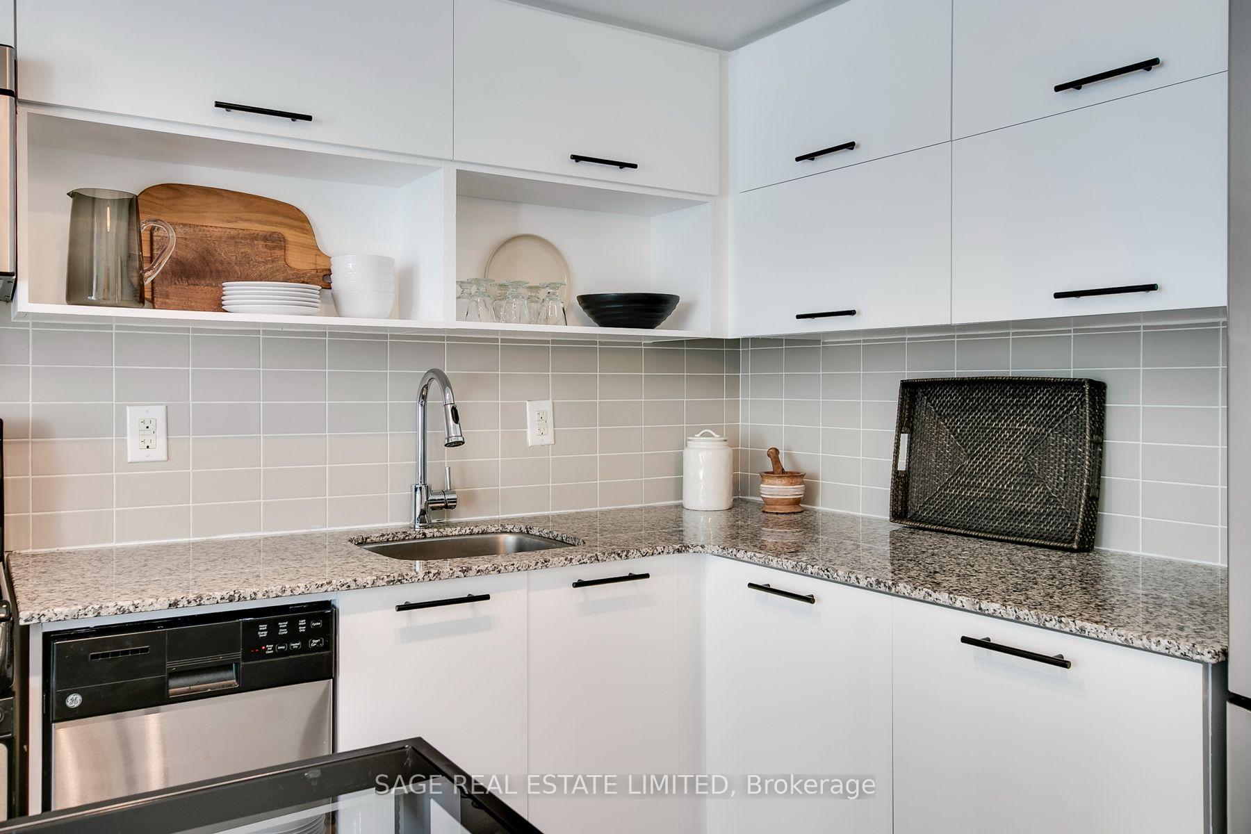 Photo 5 of Unit 1208W, 36 Lisgar Street W, Toronto, Little Portugal — HOMEH
