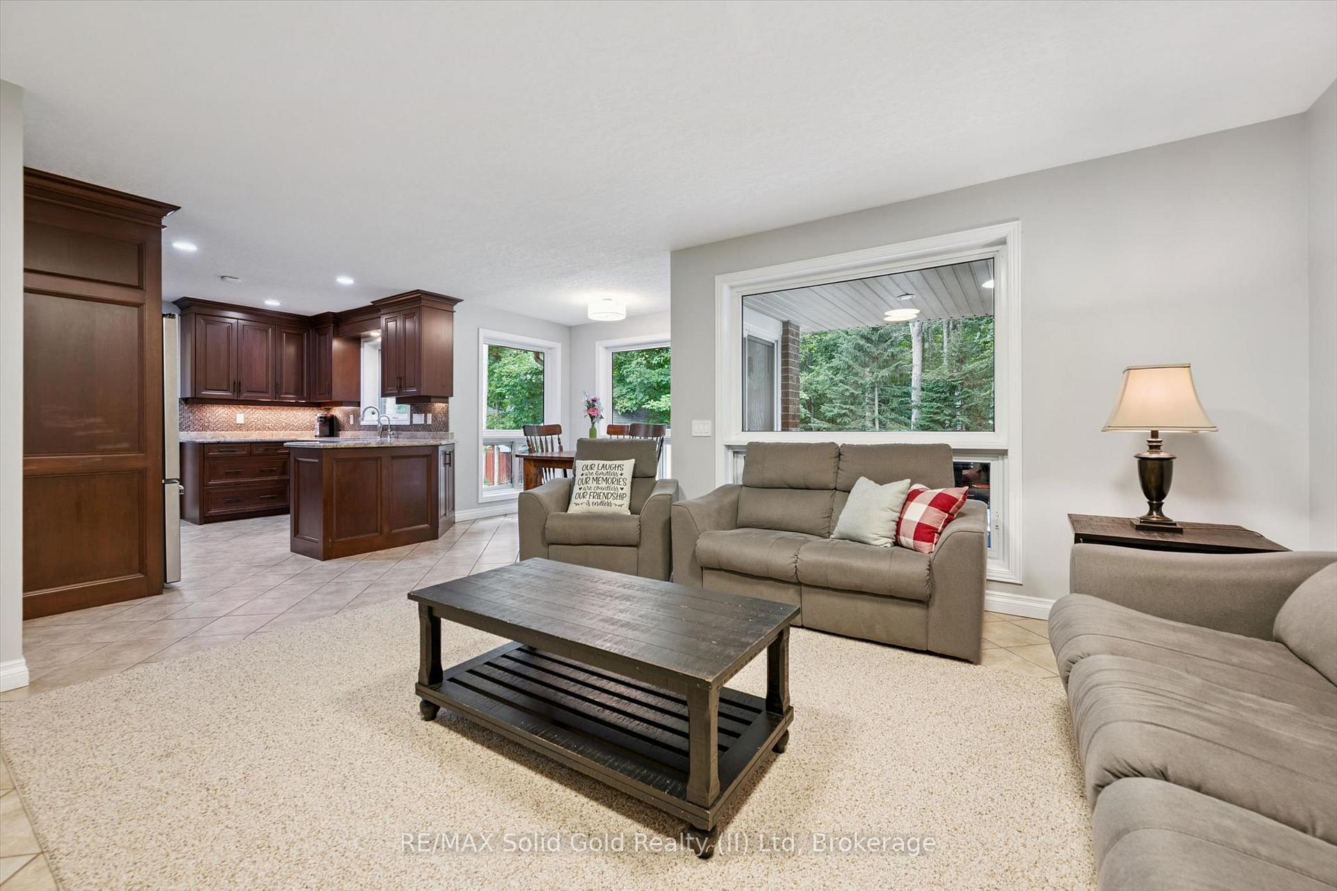 Photo 15 of 10 Merner Place, Wilmot, New Hamburg — HOMEH
