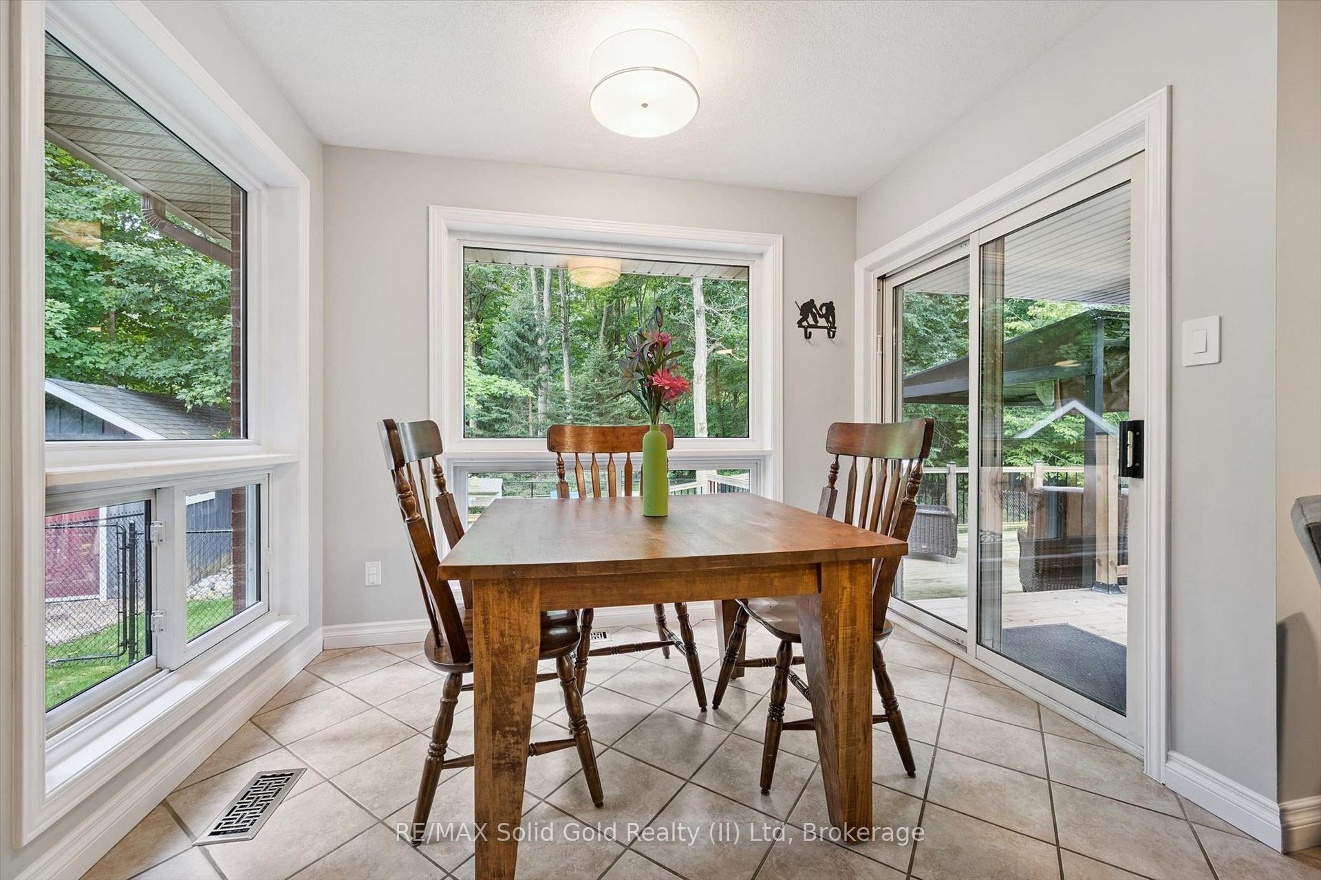 Photo 16 of 10 Merner Place, Wilmot, New Hamburg — HOMEH