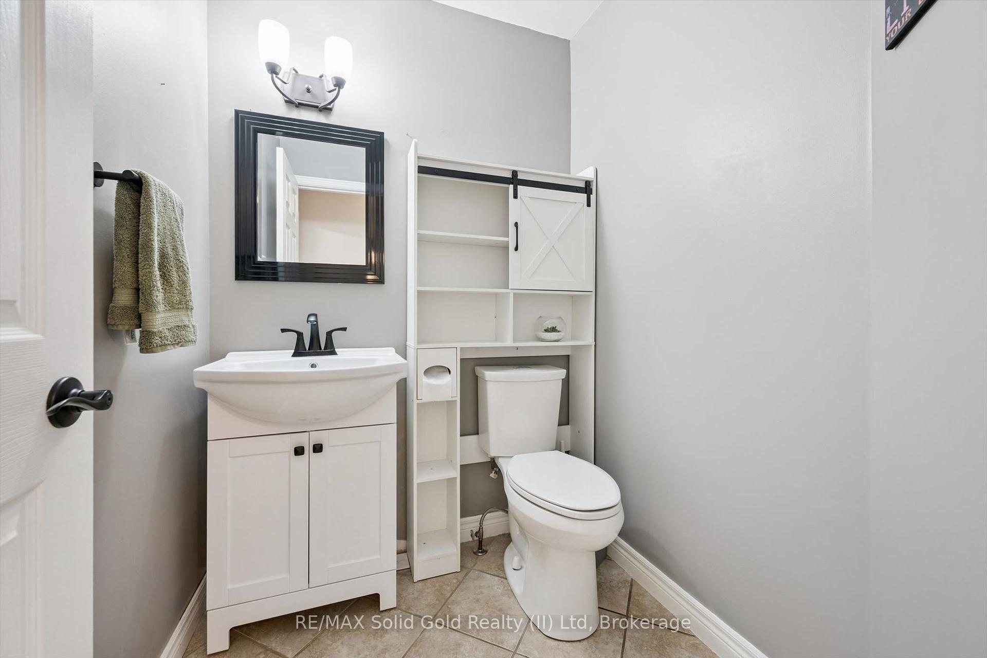 Photo 17 of 10 Merner Place, Wilmot, New Hamburg — HOMEH
