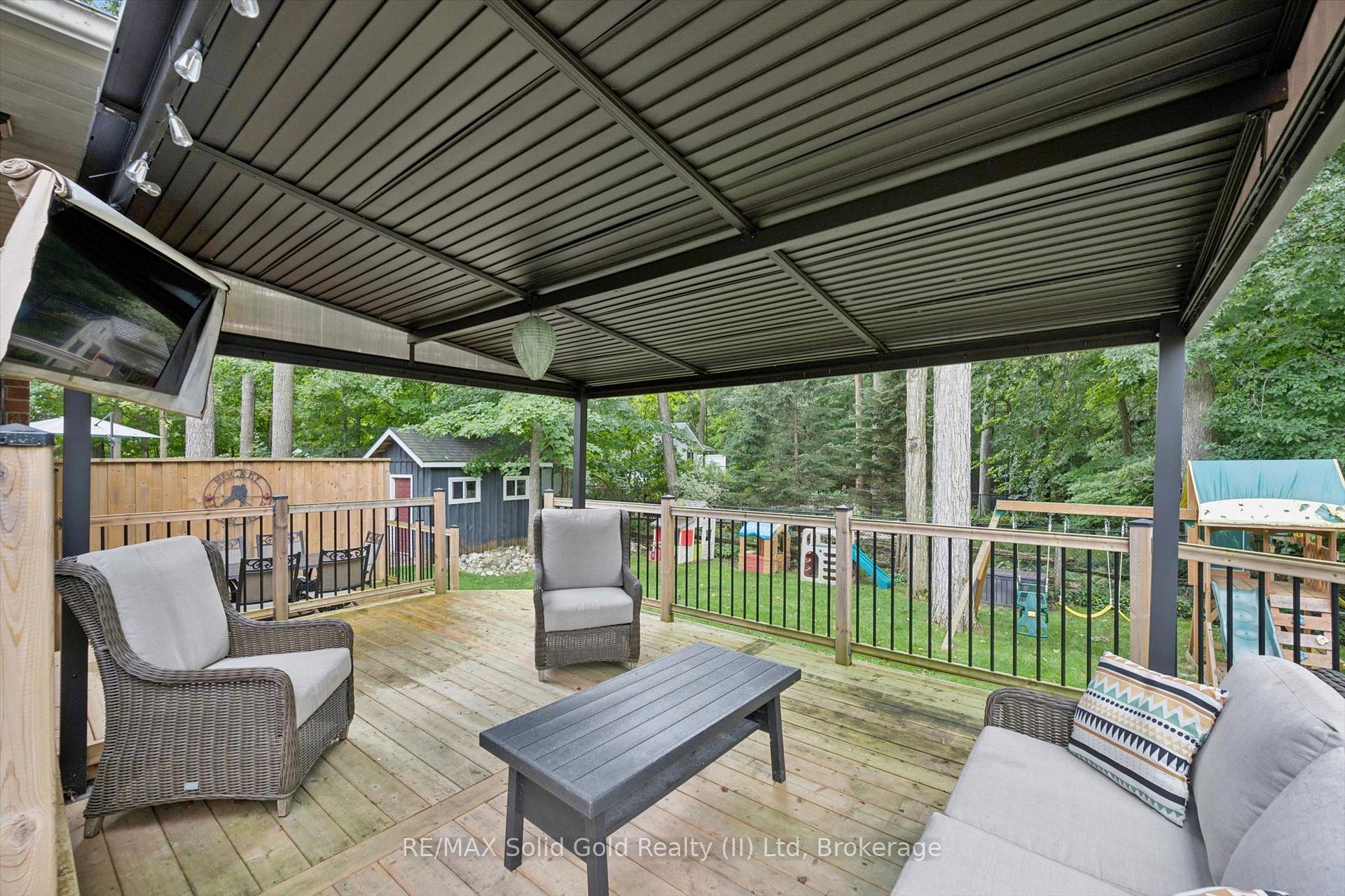 Photo 43 of 10 Merner Place, Wilmot, New Hamburg — HOMEH