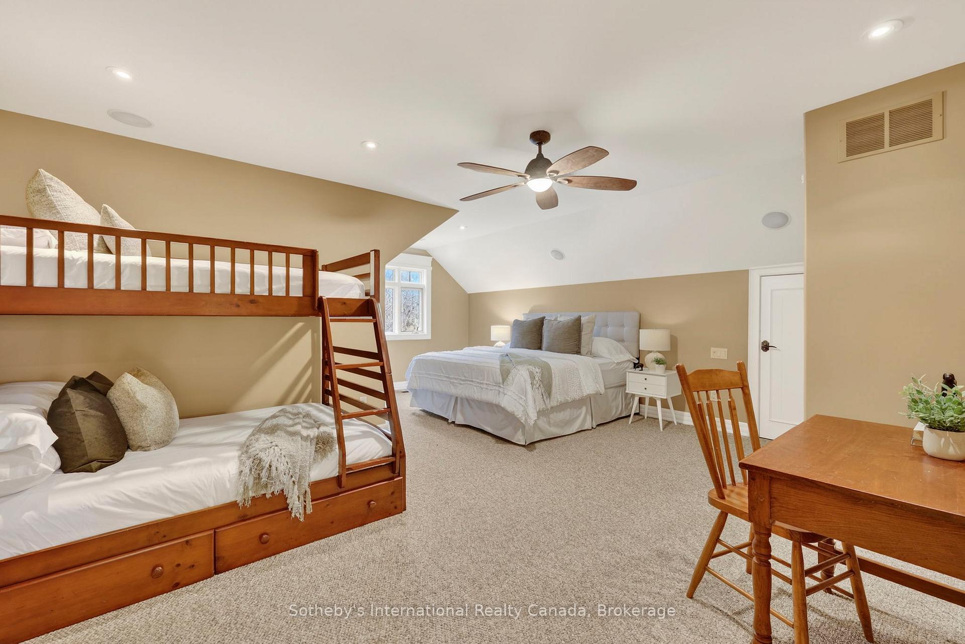 Photo 21 of 160 Sunset Boulevard, Blue Mountains — HOMEH