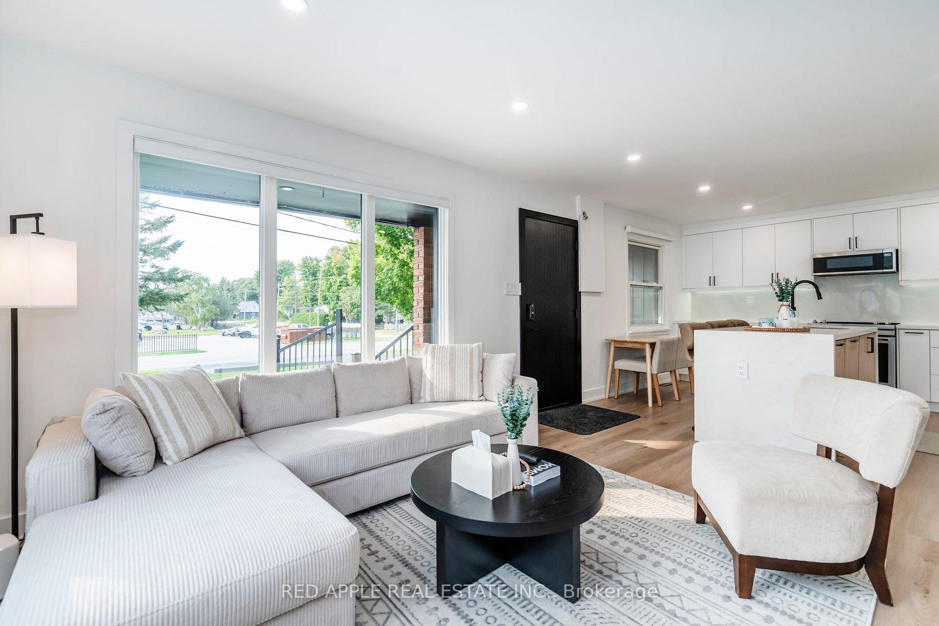 Photo 10 of 205 Hoyt Avenue, Tay, Victoria Harbour — HOMEH