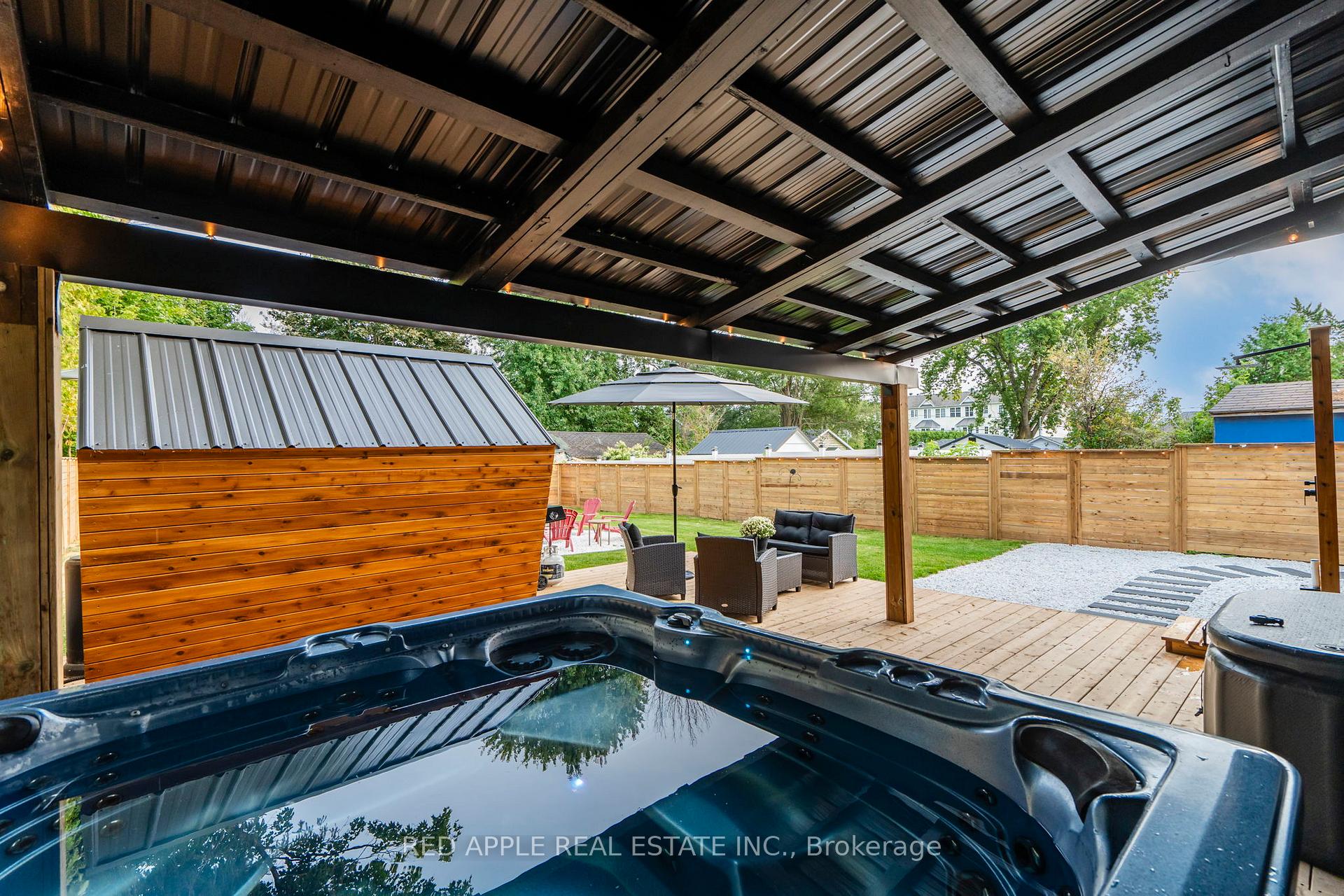 Photo 32 of 205 Hoyt Avenue, Tay, Victoria Harbour — HOMEH