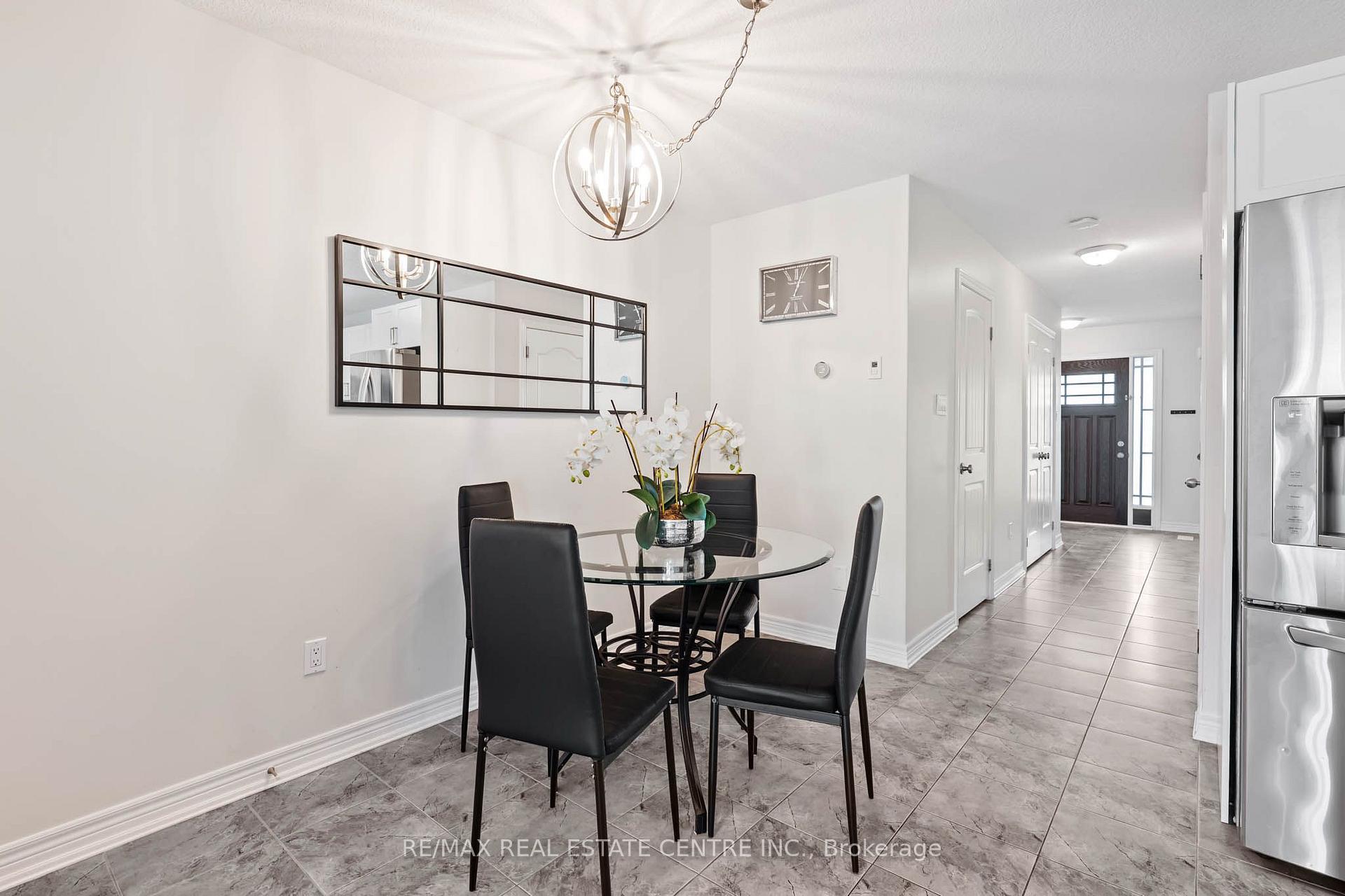 Photo 5 of 19 Laverty Crescent, Orangeville — HOMEH