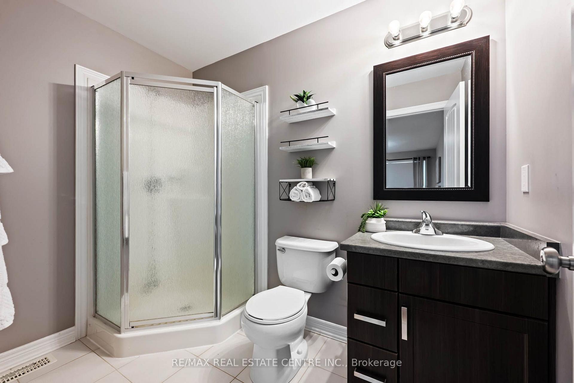 Photo 20 of 19 Laverty Crescent, Orangeville — HOMEH