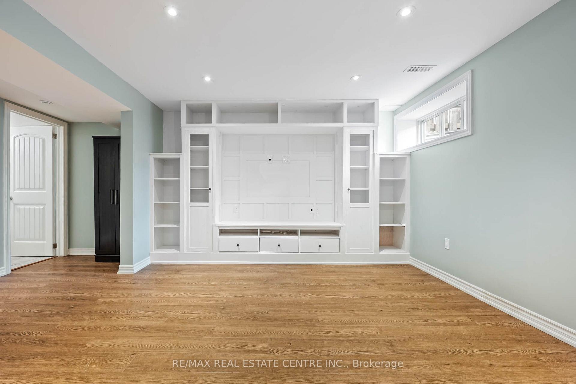 Photo 30 of 19 Laverty Crescent, Orangeville — HOMEH