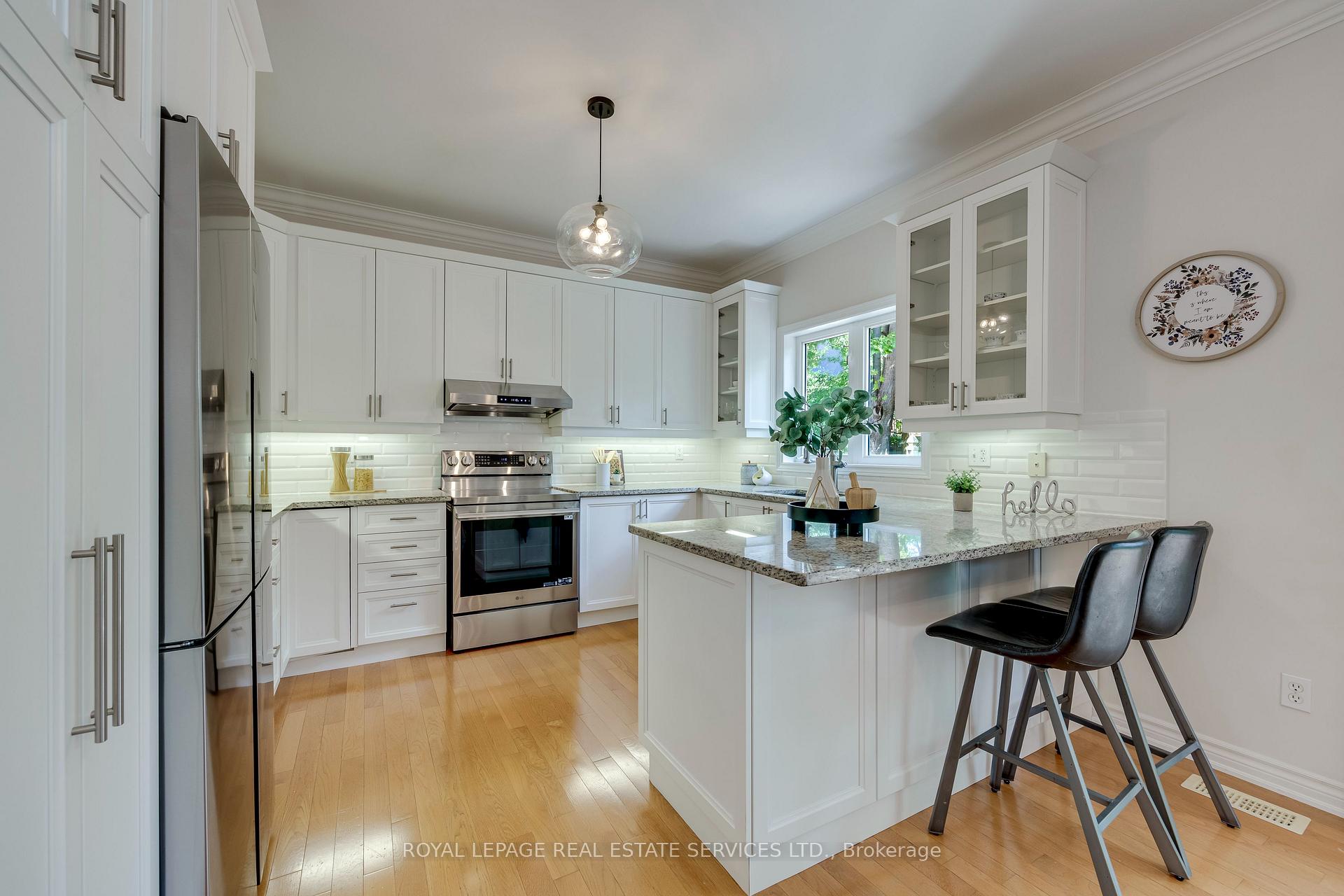 Photo 15 of 2346 Salcome Drive, Oakville, Joshua Creek — HOMEH