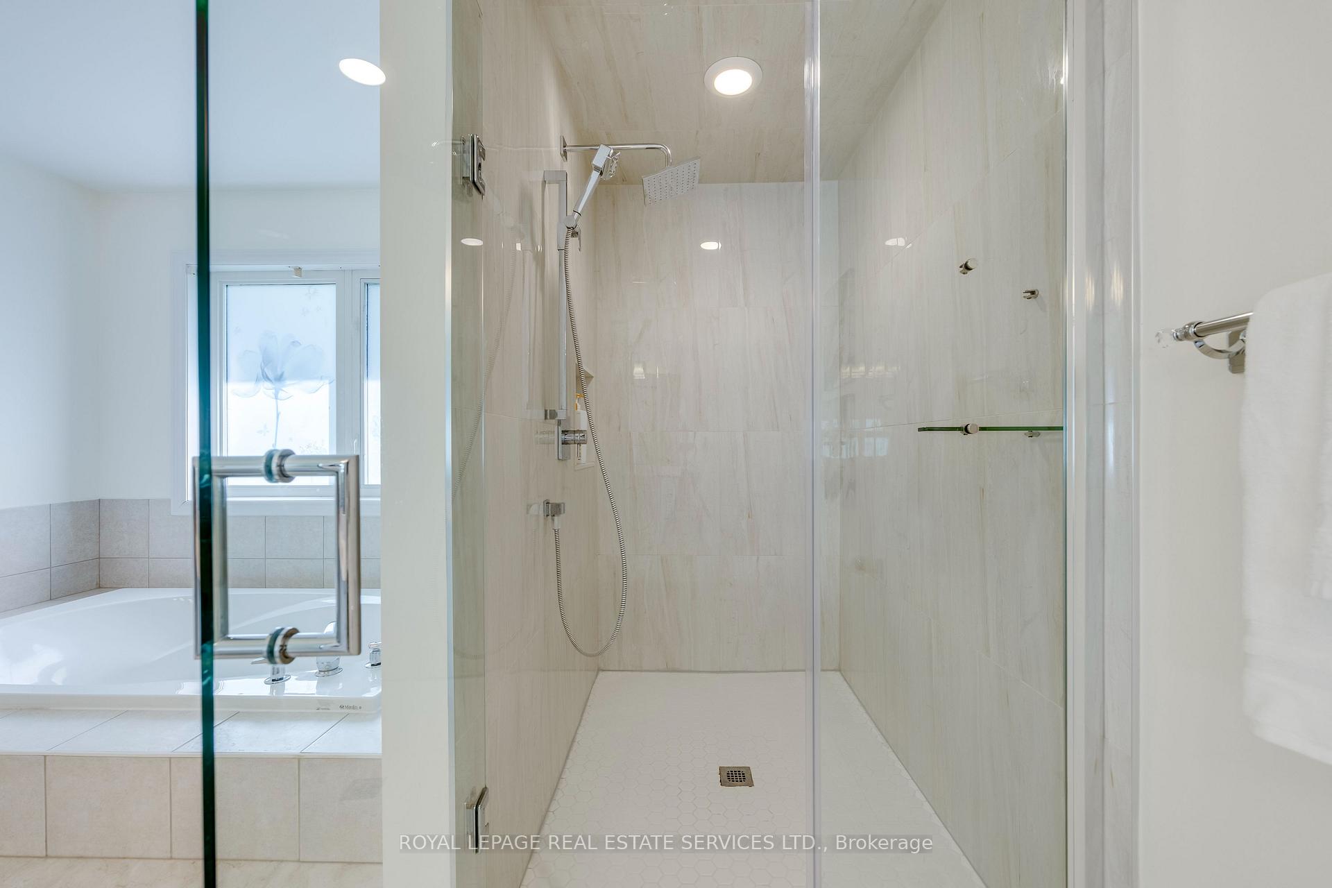 Photo 25 of 2346 Salcome Drive, Oakville, Joshua Creek — HOMEH