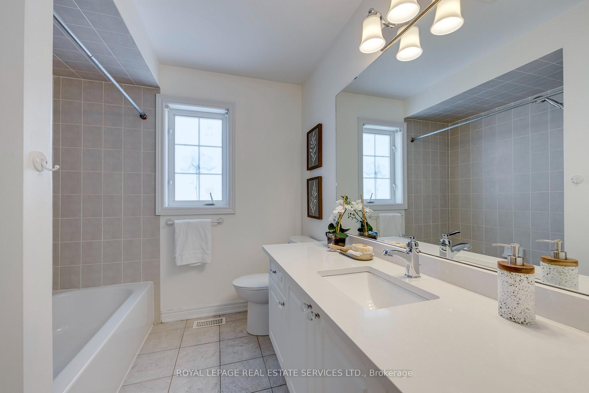 Photo 30 of 2346 Salcome Drive, Oakville, Joshua Creek — HOMEH