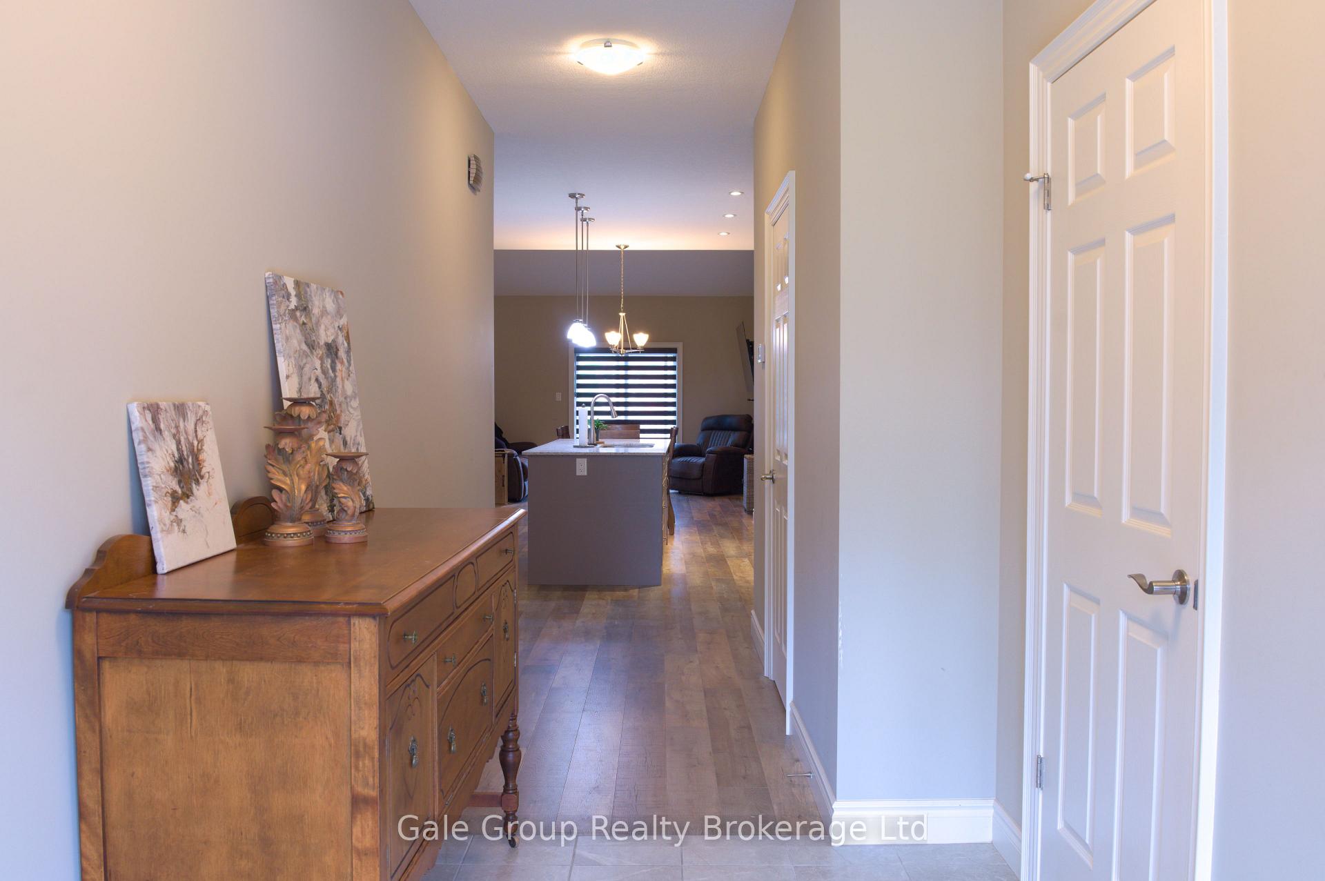 Photo 10 of 42 Serviceberry Lane, Norfolk, Simcoe — HOMEH