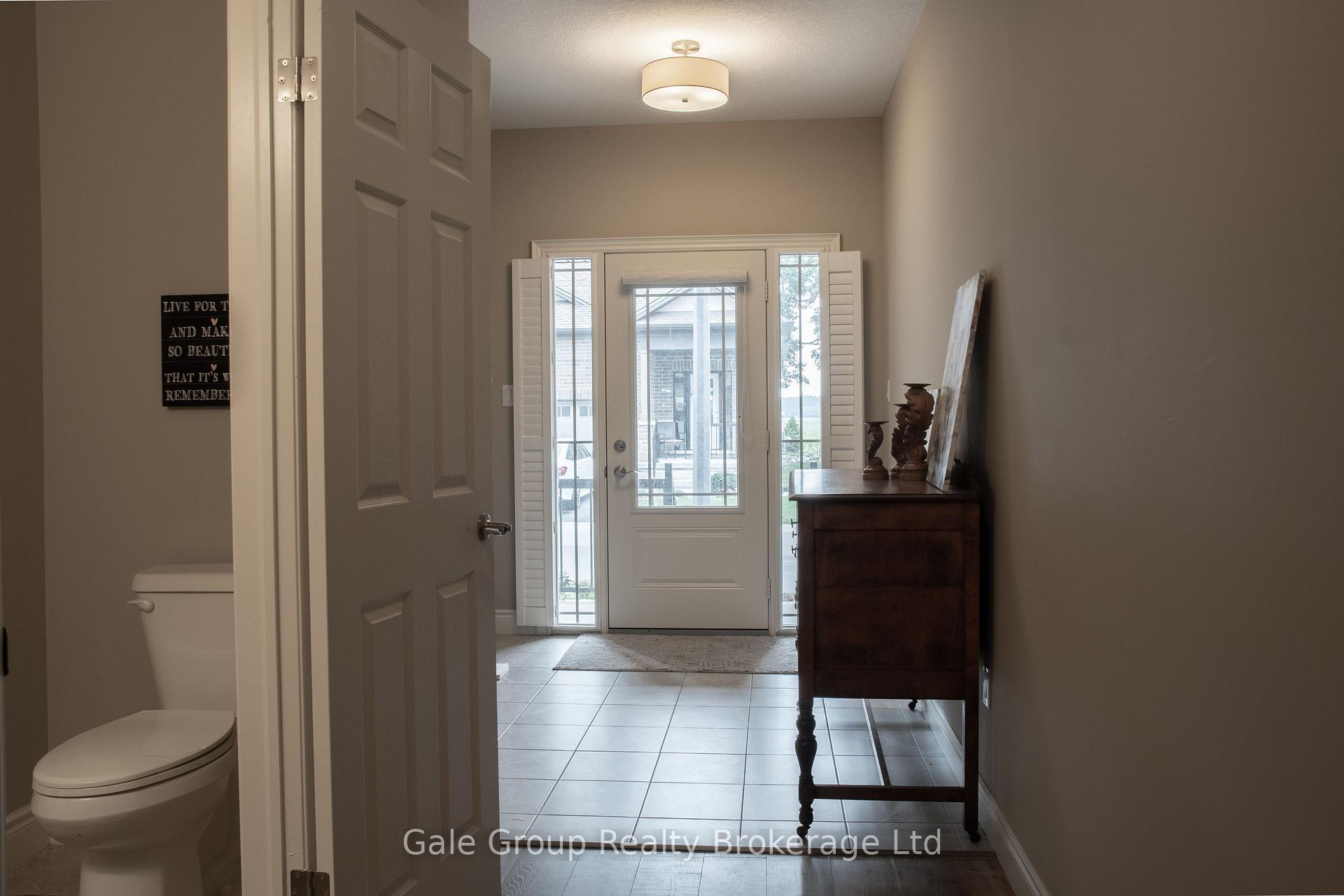 Photo 11 of 42 Serviceberry Lane, Norfolk, Simcoe — HOMEH