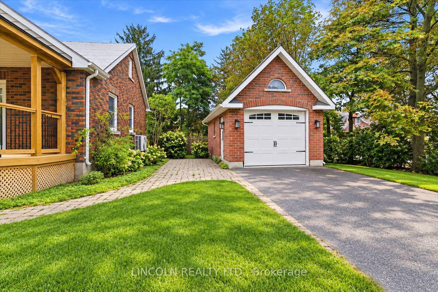 Photo 3 of 3 Brown Street, Clarington, Bowmanville — HOMEH