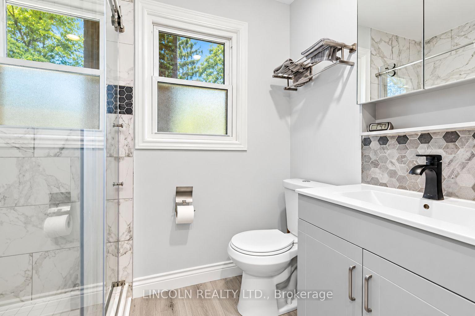 Photo 16 of 3 Brown Street, Clarington, Bowmanville — HOMEH