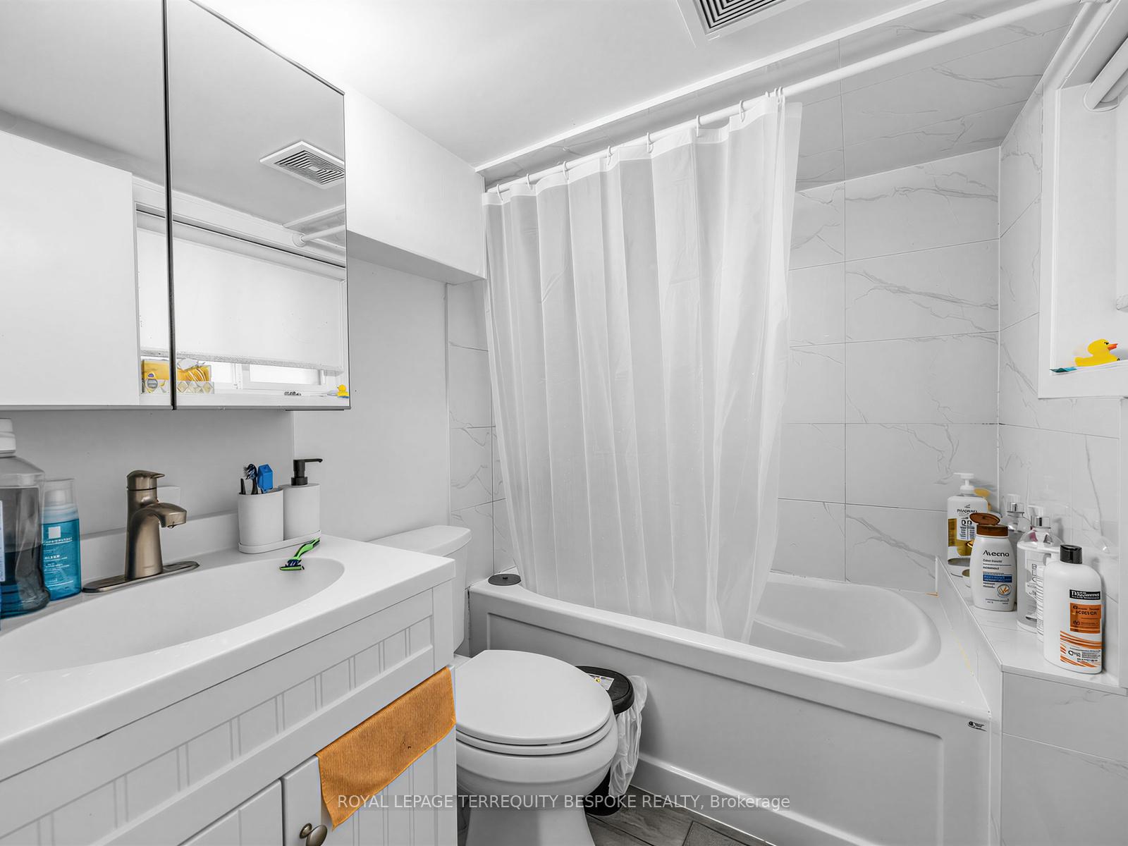 Photo 34 of 279 Lauder Avenue, Toronto, Oakwood Village — HOMEH
