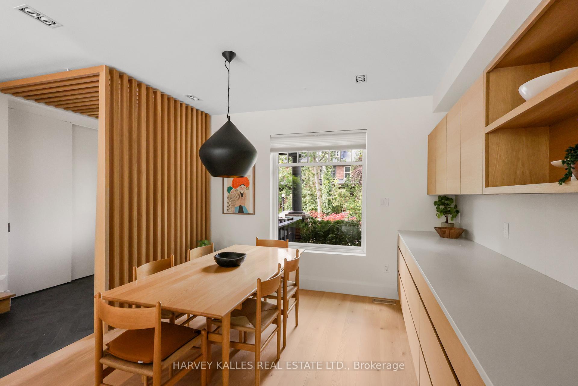 Photo 6 of 497 Palmerston Boulevard, Toronto, Palmerston-Little Italy — HOMEH
