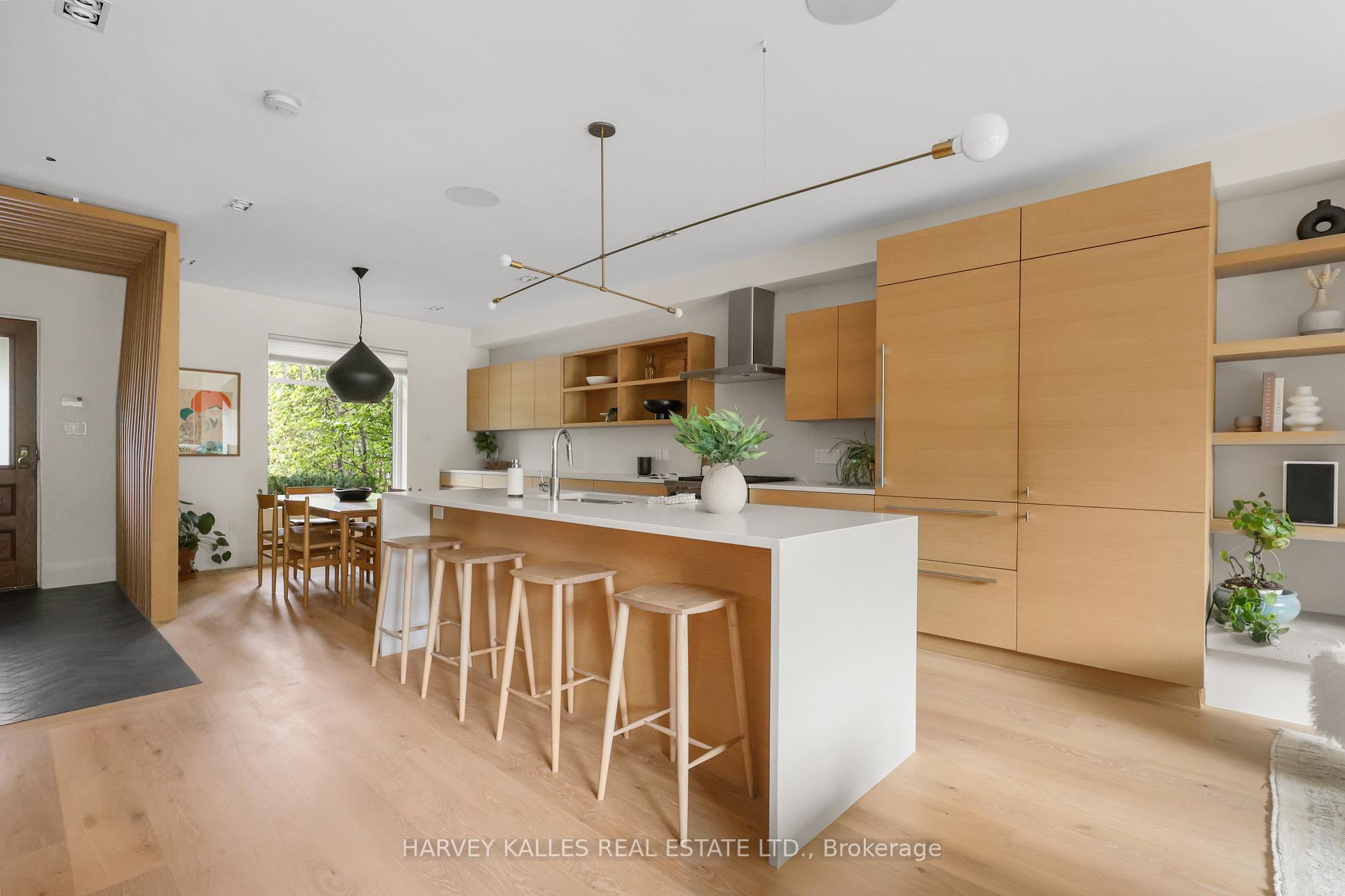 Photo 11 of 497 Palmerston Boulevard, Toronto, Palmerston-Little Italy — HOMEH