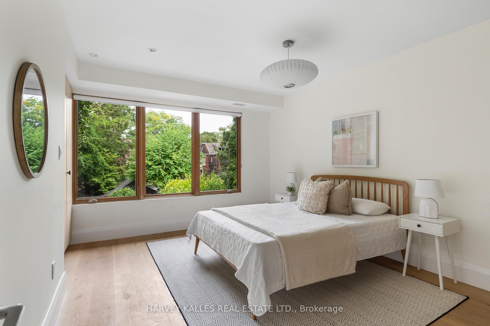Photo 17 of 497 Palmerston Boulevard, Toronto, Palmerston-Little Italy — HOMEH