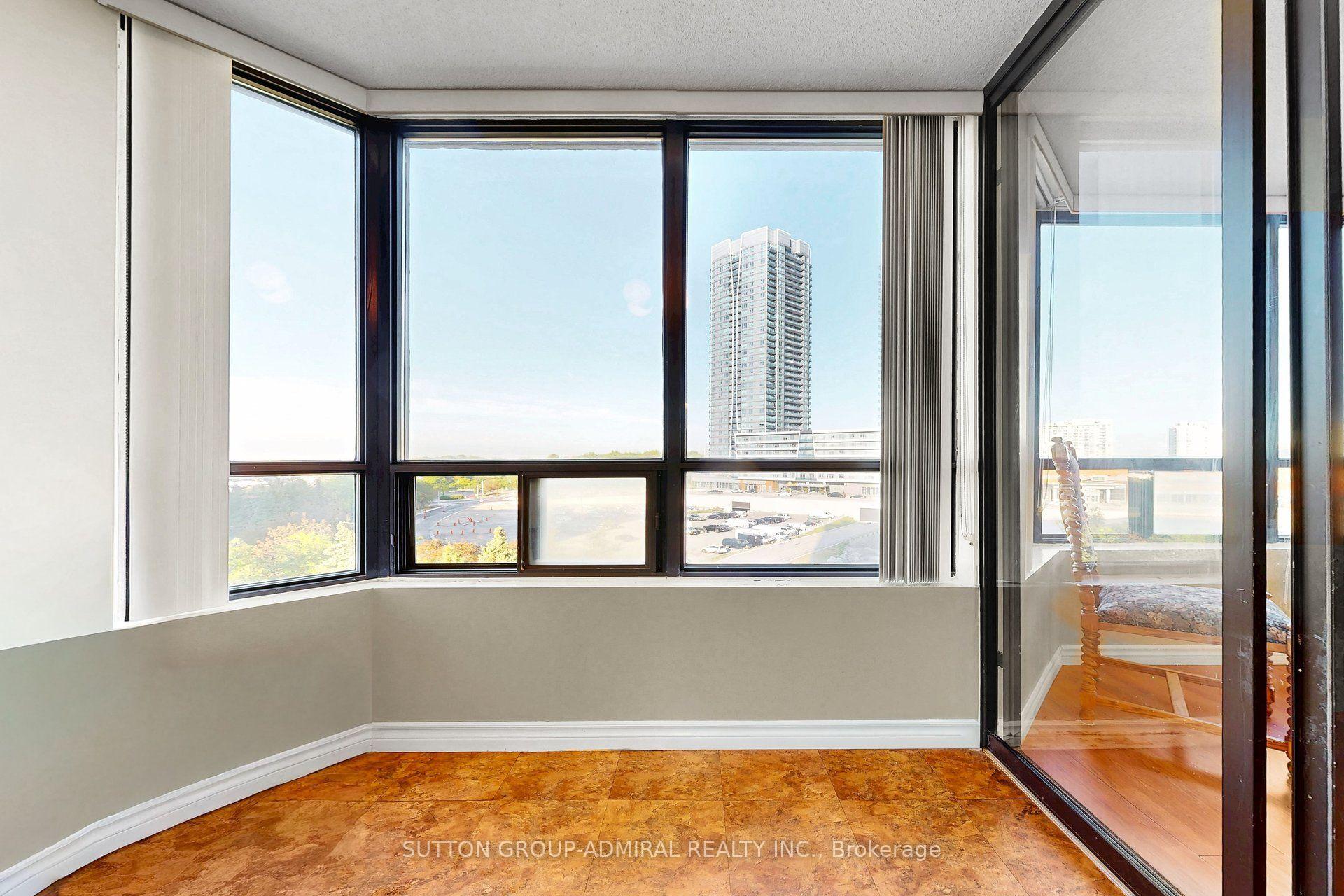 Photo 11 of Unit 711, 7460 Bathurst Street, Vaughan, Brownridge — HOMEH