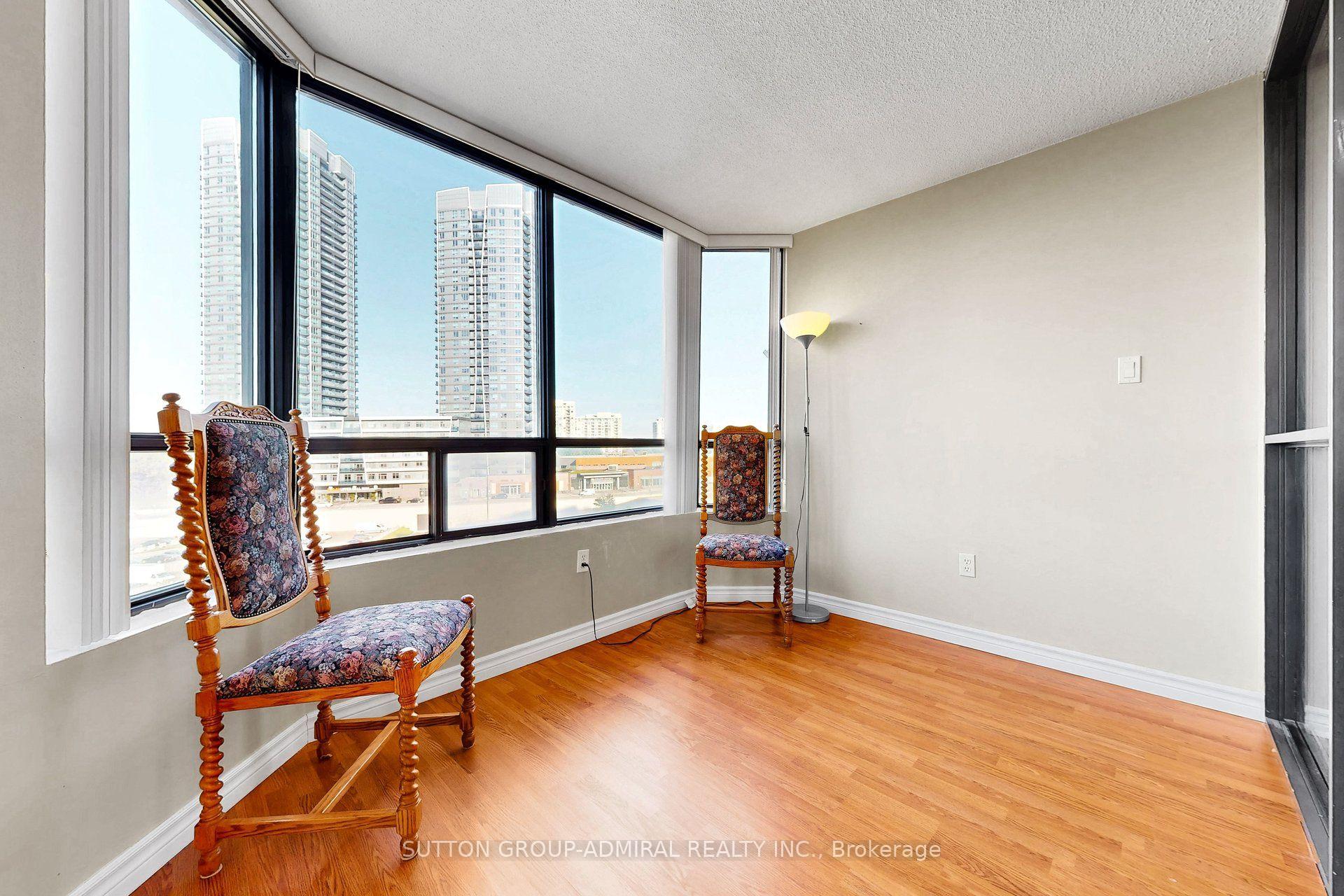Photo 14 of Unit 711, 7460 Bathurst Street, Vaughan, Brownridge — HOMEH