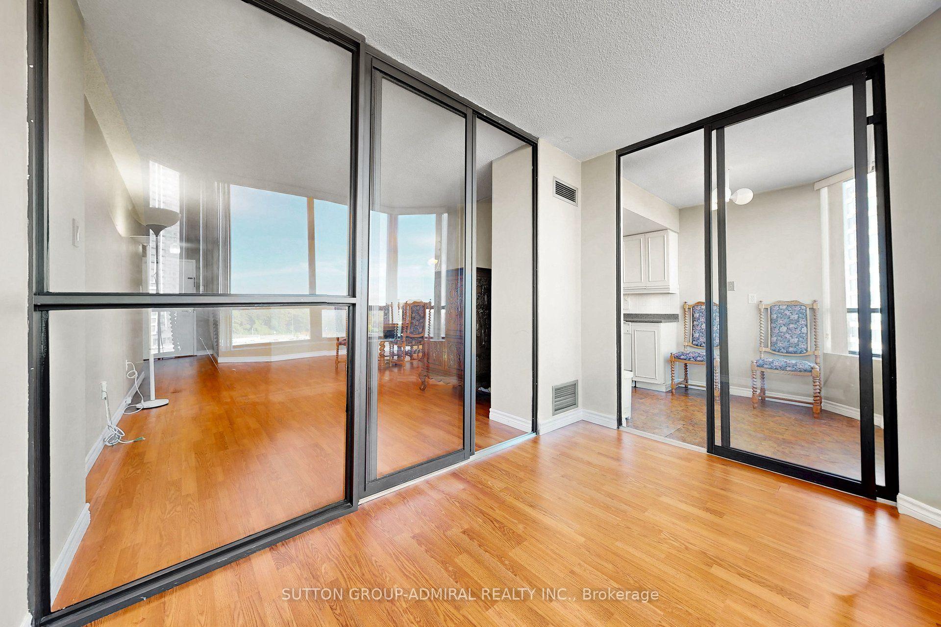 Photo 15 of Unit 711, 7460 Bathurst Street, Vaughan, Brownridge — HOMEH
