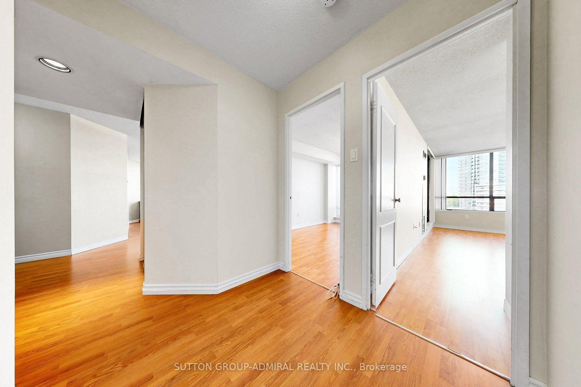 Photo 17 of Unit 711, 7460 Bathurst Street, Vaughan, Brownridge — HOMEH