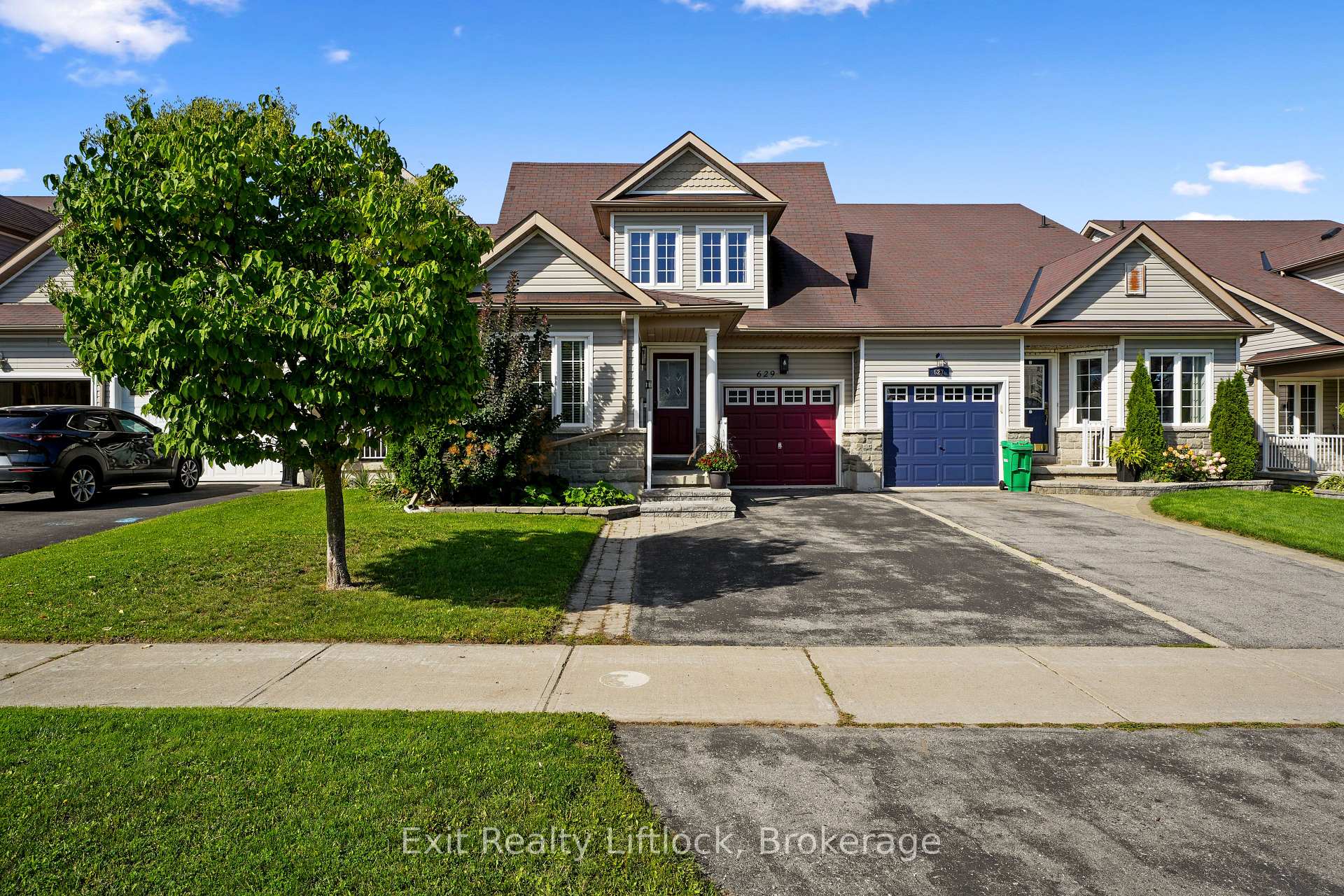 Photo of 629 Tully Crescent