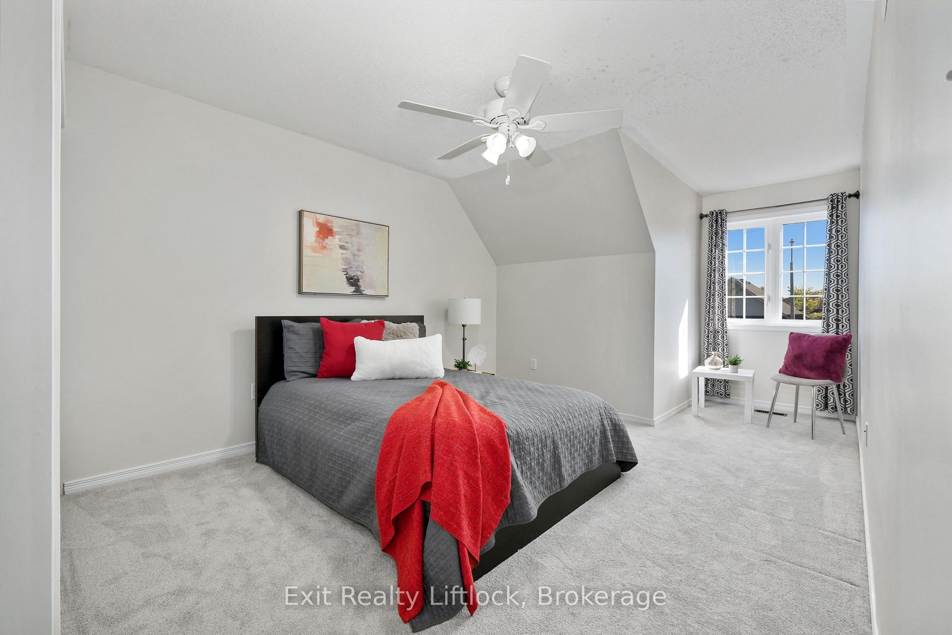 Photo 19 of 629 Tully Crescent, Peterborough, Monaghan Ward 2 — HOMEH