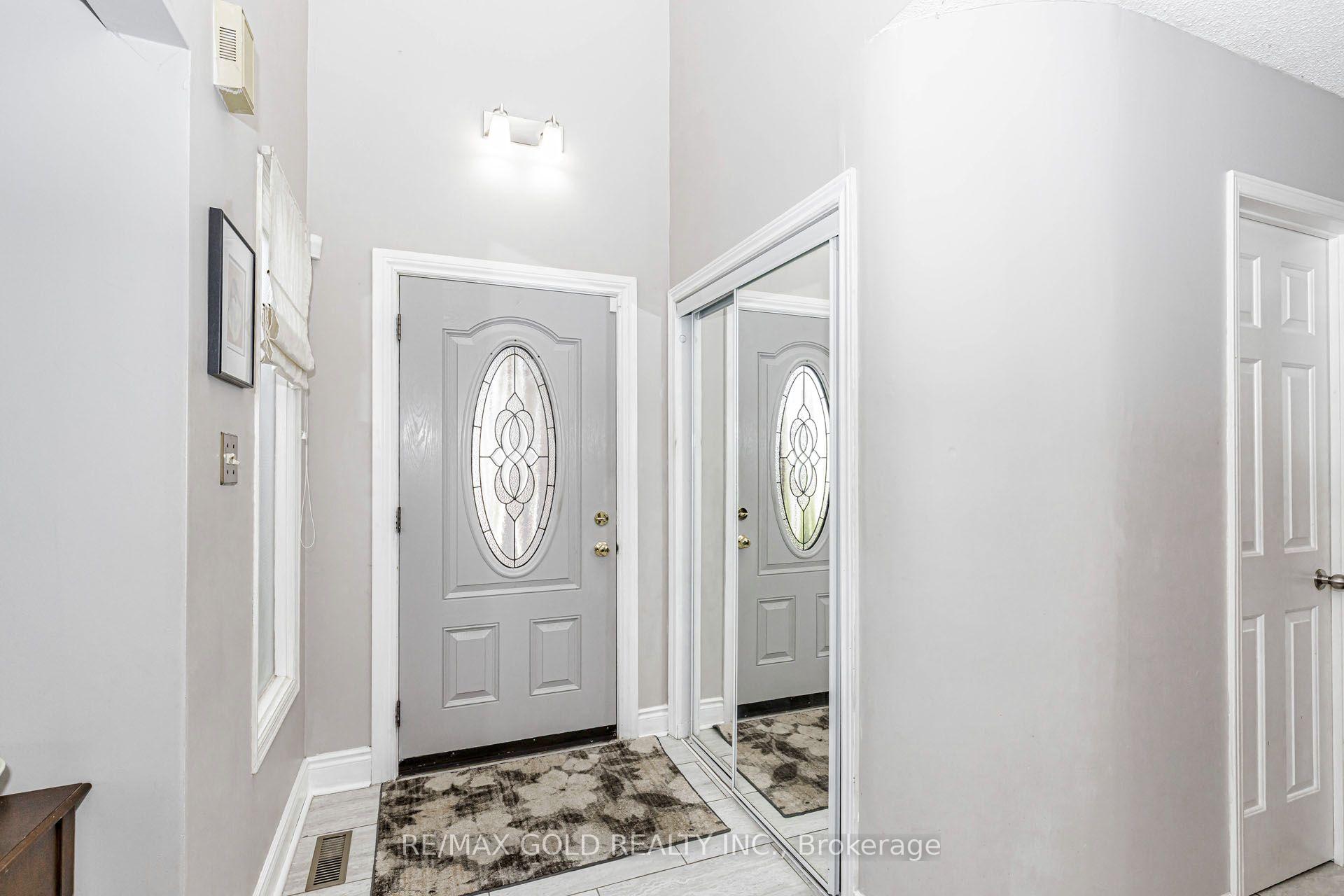 Photo 7 of 51 Havelock Drive E, Brampton, Fletcher's Creek South — HOMEH