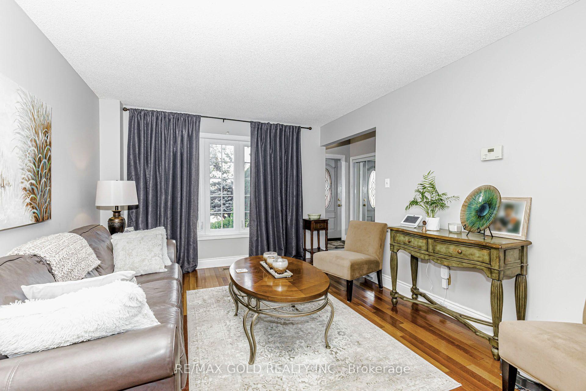 Photo 11 of 51 Havelock Drive E, Brampton, Fletcher's Creek South — HOMEH