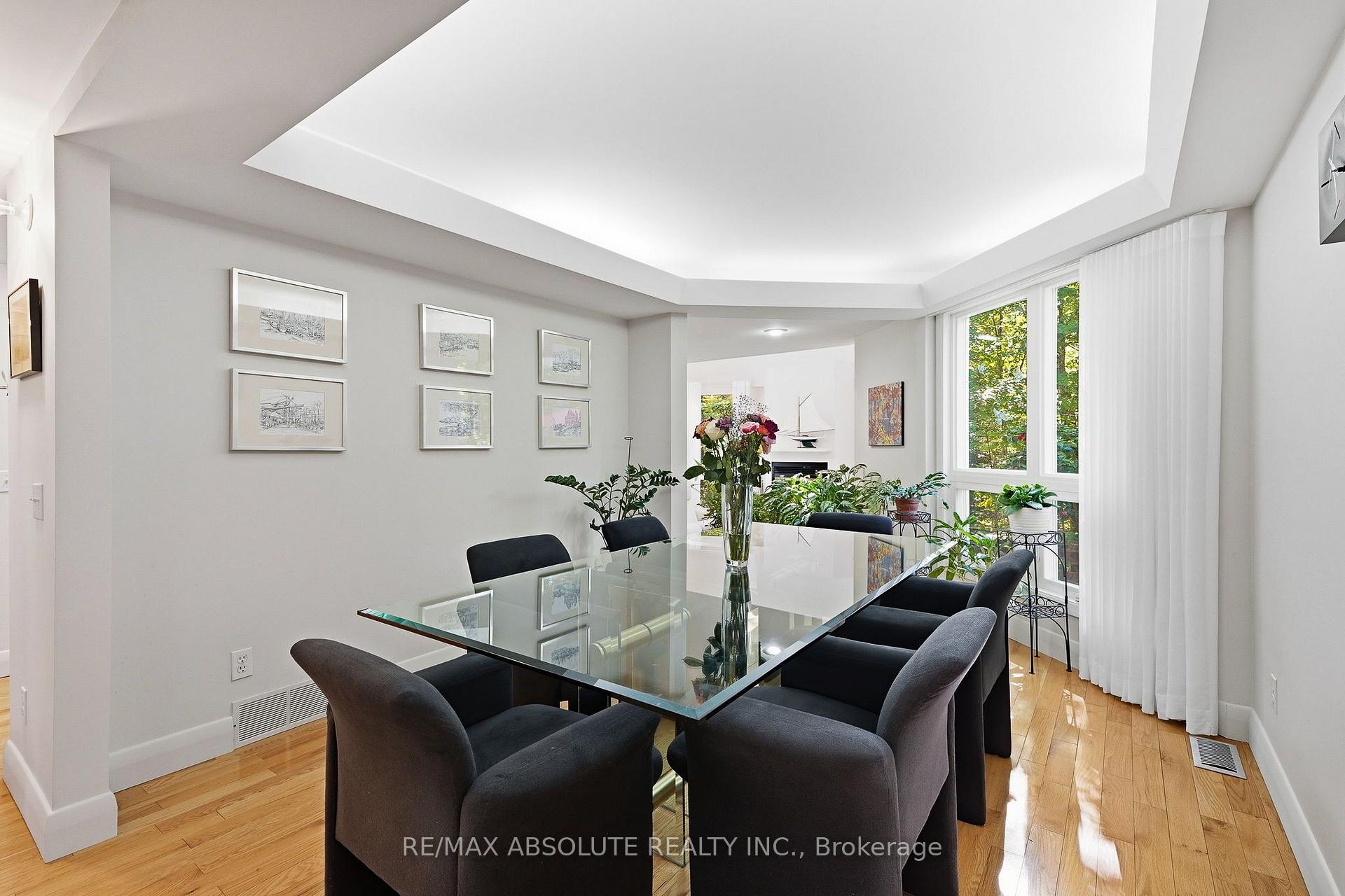 Photo 9 of 1645 Royal Orchard Drive, Ottawa, Cumberland Estates — HOMEH