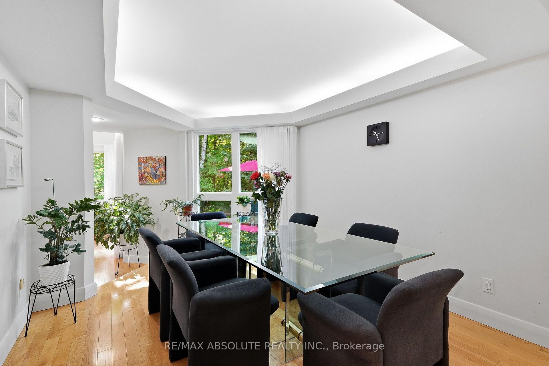 Photo 10 of 1645 Royal Orchard Drive, Ottawa, Cumberland Estates — HOMEH