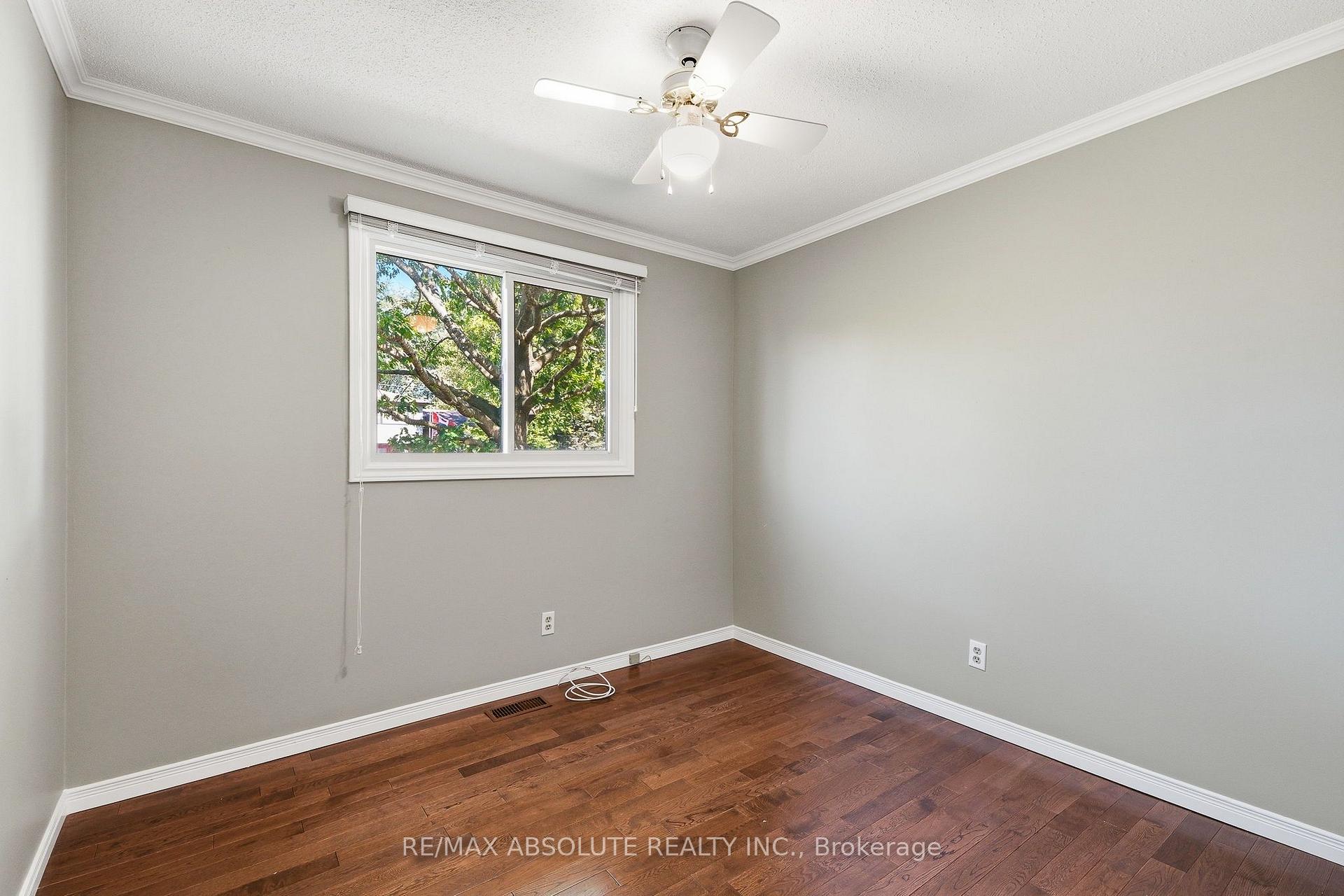 Photo 20 of 346 Galloway Drive, Ottawa, Bilberry Creek/Queenswood Heights — HOMEH