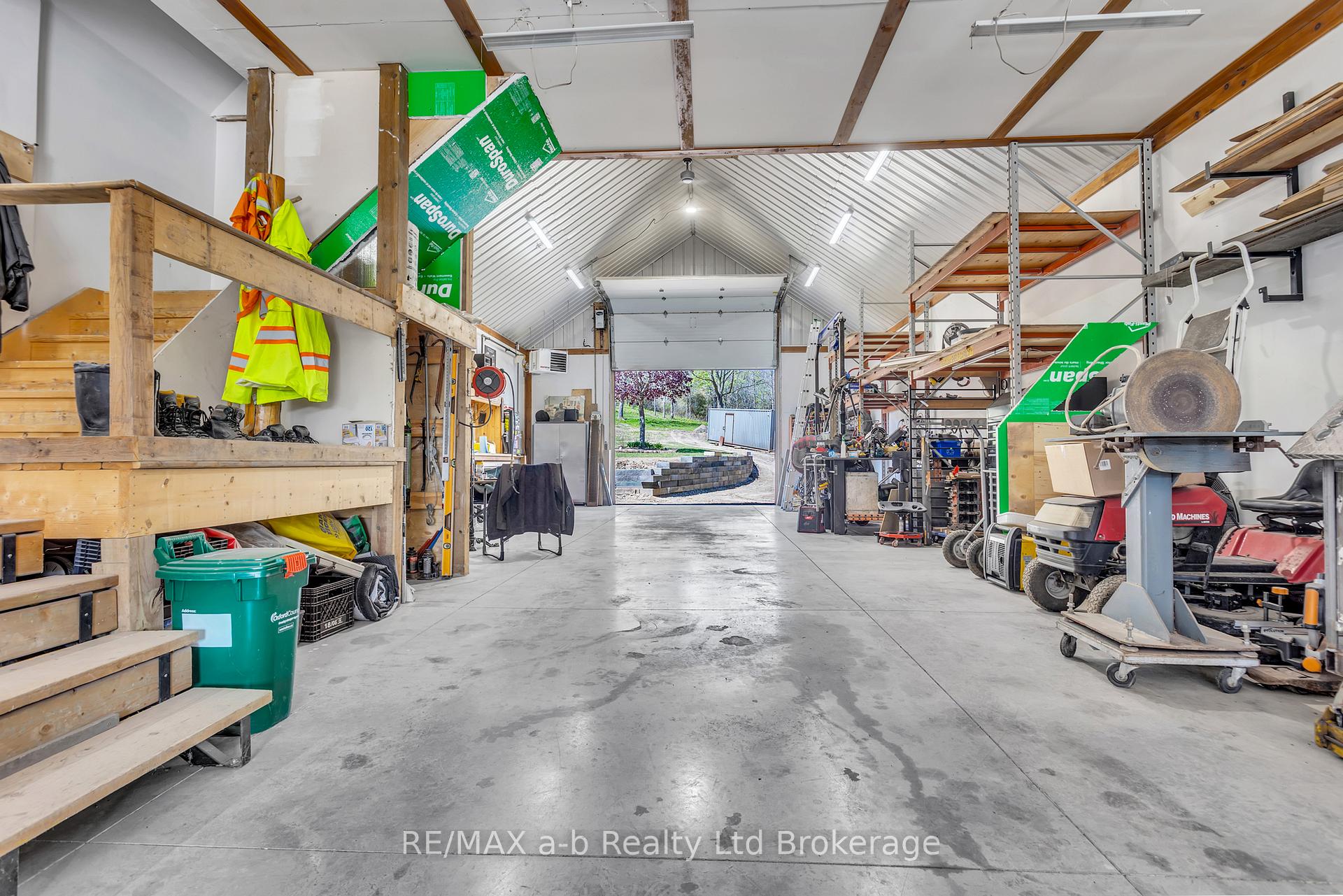 Photo 7 of 18 Queen Street E, South-West Oxford, Beachville — HOMEH