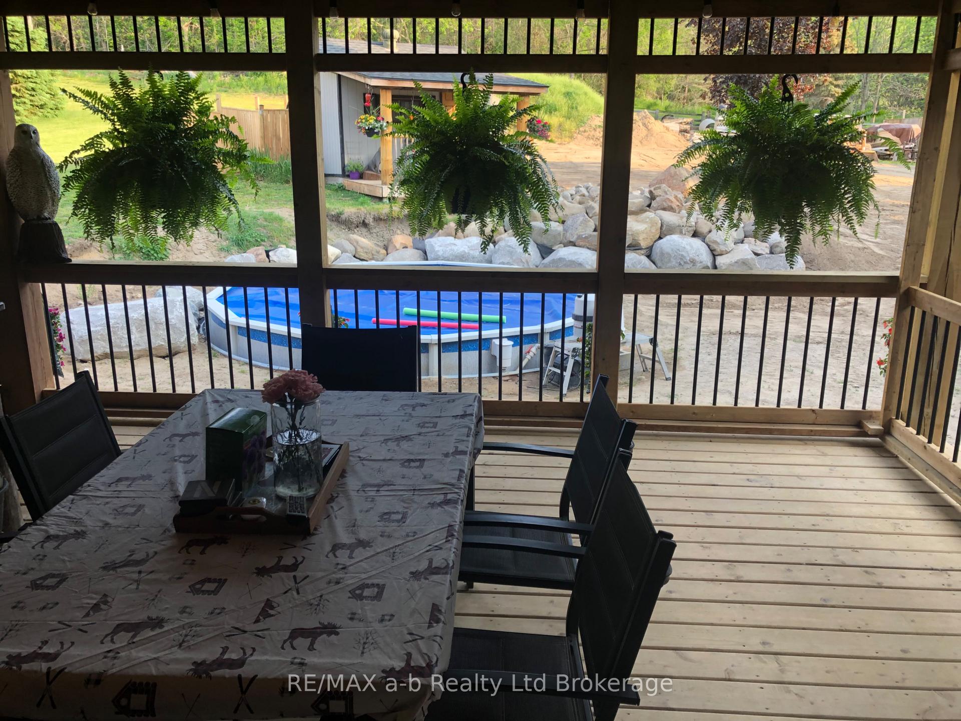 Photo 39 of 18 Queen Street E, South-West Oxford, Beachville — HOMEH