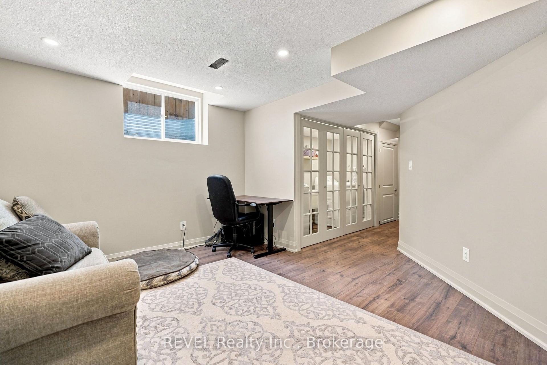 Photo 25 of 136 Acacia Road, Pelham, Fonthill — HOMEH