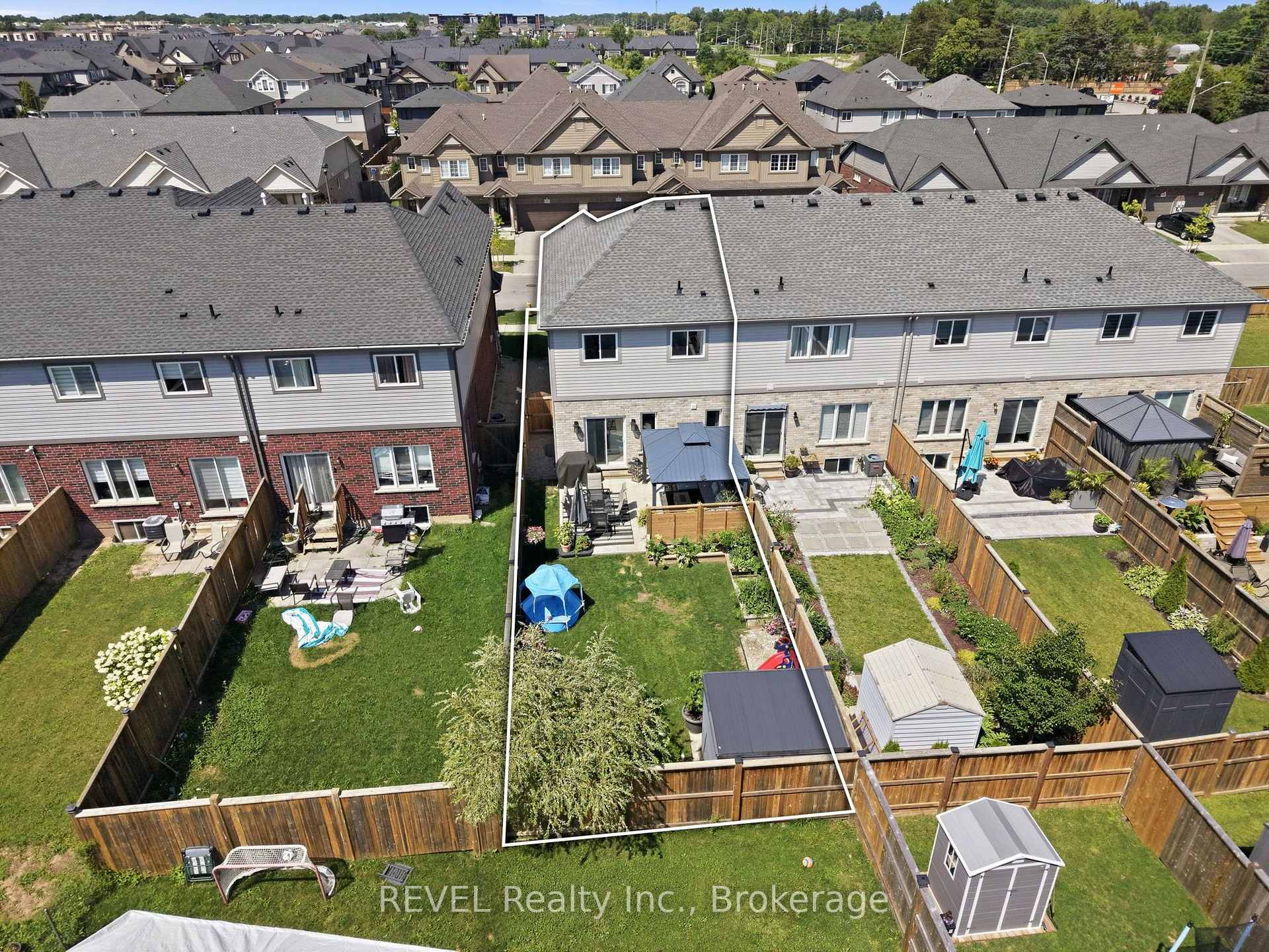 Photo 35 of 136 Acacia Road, Pelham, Fonthill — HOMEH