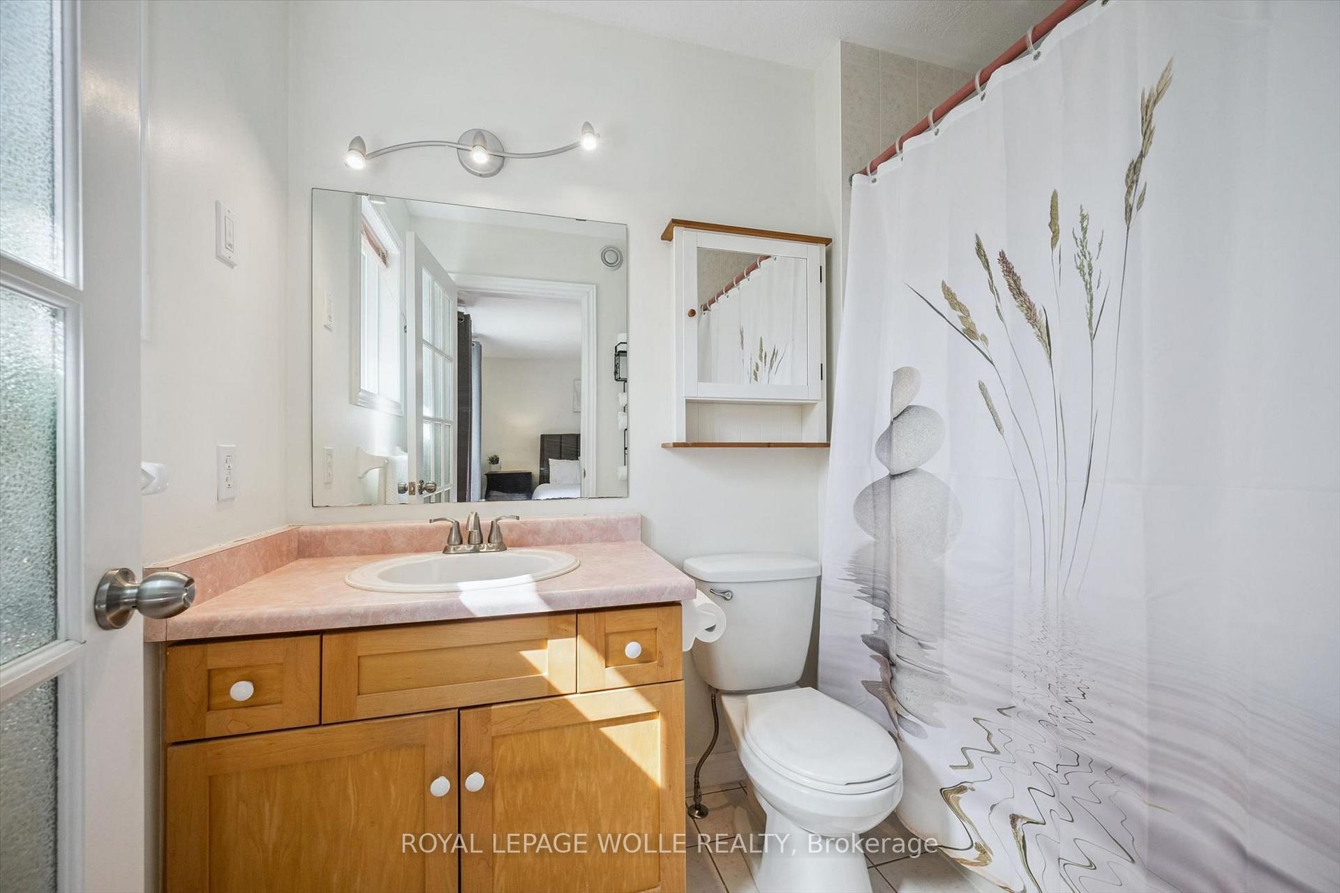 Photo 15 of 99 Westcliff Way, Cambridge, Westview — HOMEH