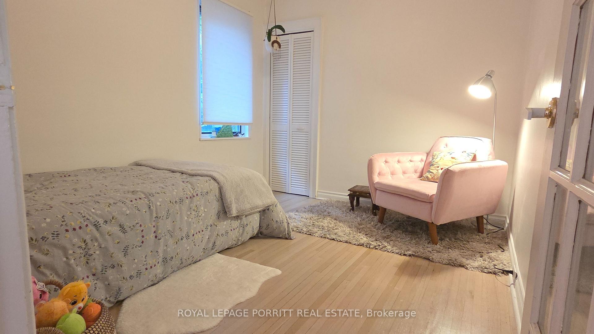 Photo 16 of 51 Thirty Sixth Street, Etobicoke, Long Branch — HOMEH