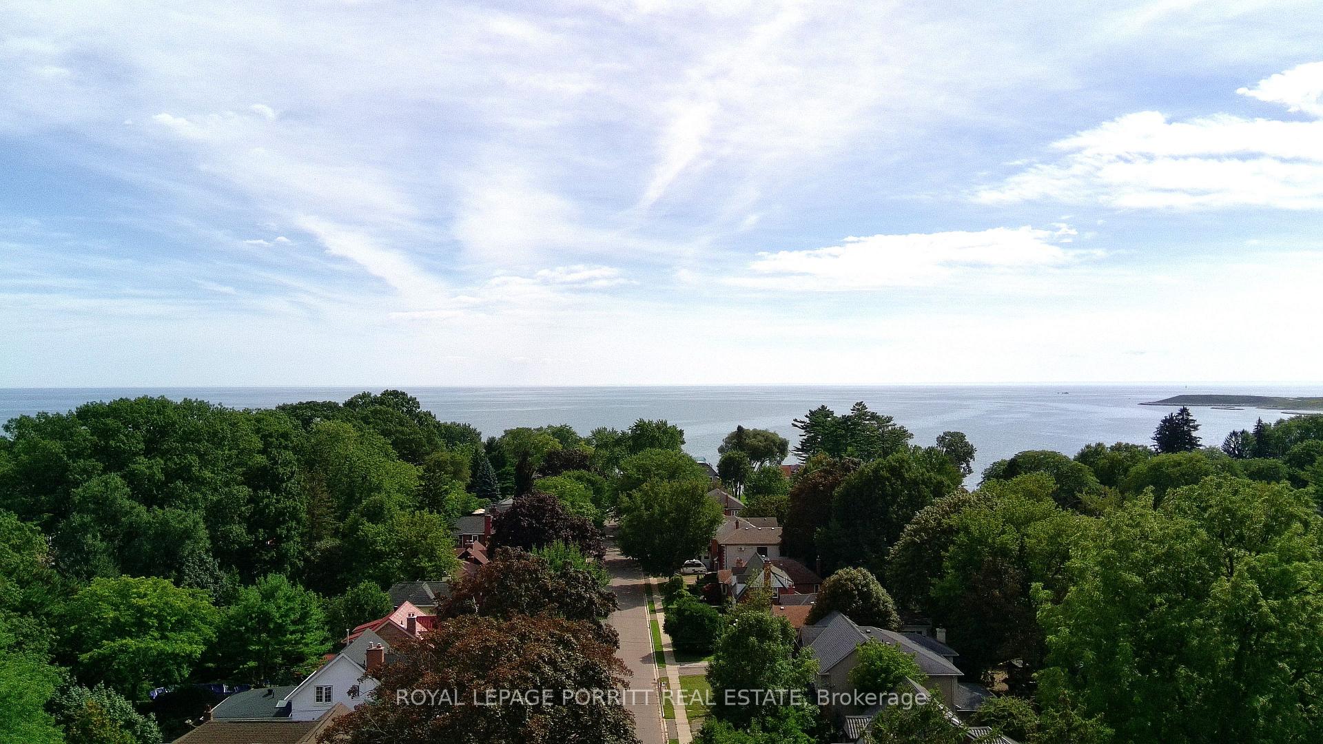 Photo 33 of 51 Thirty Sixth Street, Etobicoke, Long Branch — HOMEH