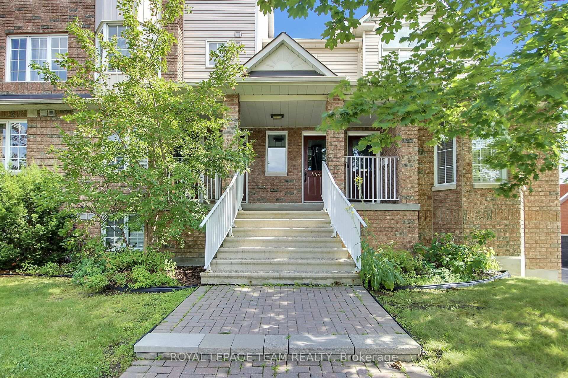 Photo 2 of Unit 7, 4448 Harper Avenue, Ottawa, Carson Grove — HOMEH