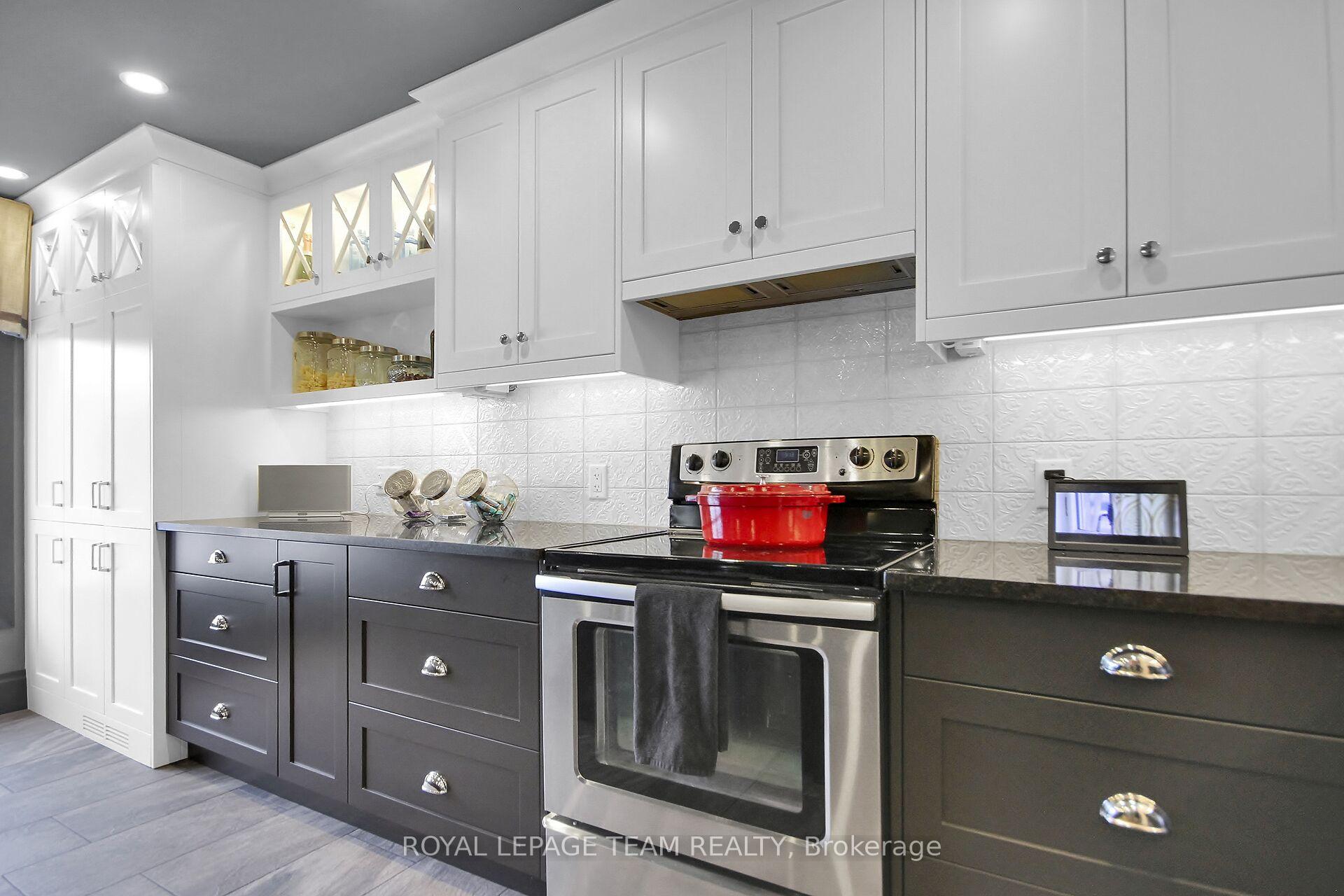 Photo 6 of Unit 7, 4448 Harper Avenue, Ottawa, Carson Grove — HOMEH
